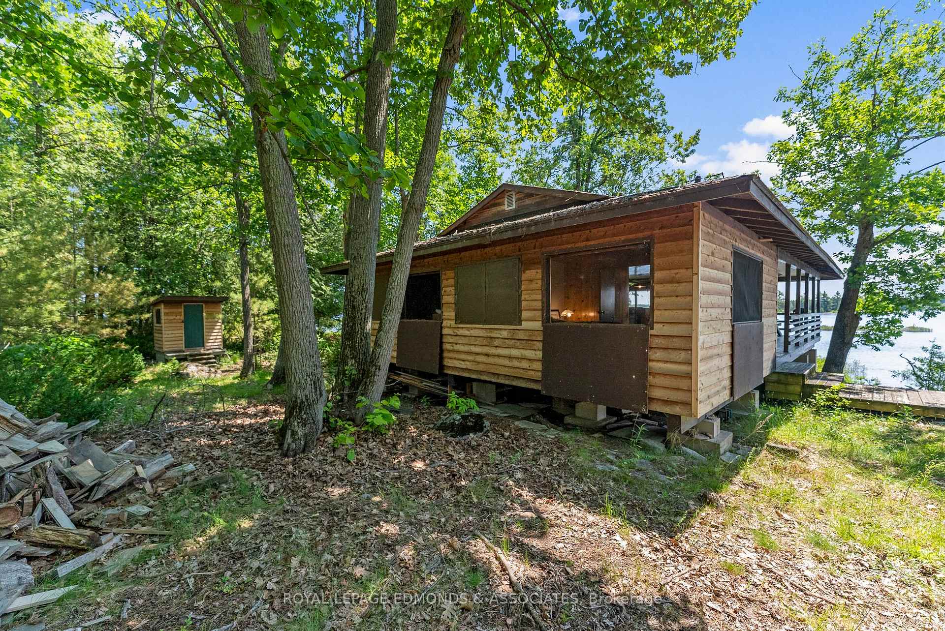 Photo 20 of Riddell Island, Petawawa — HOMEH