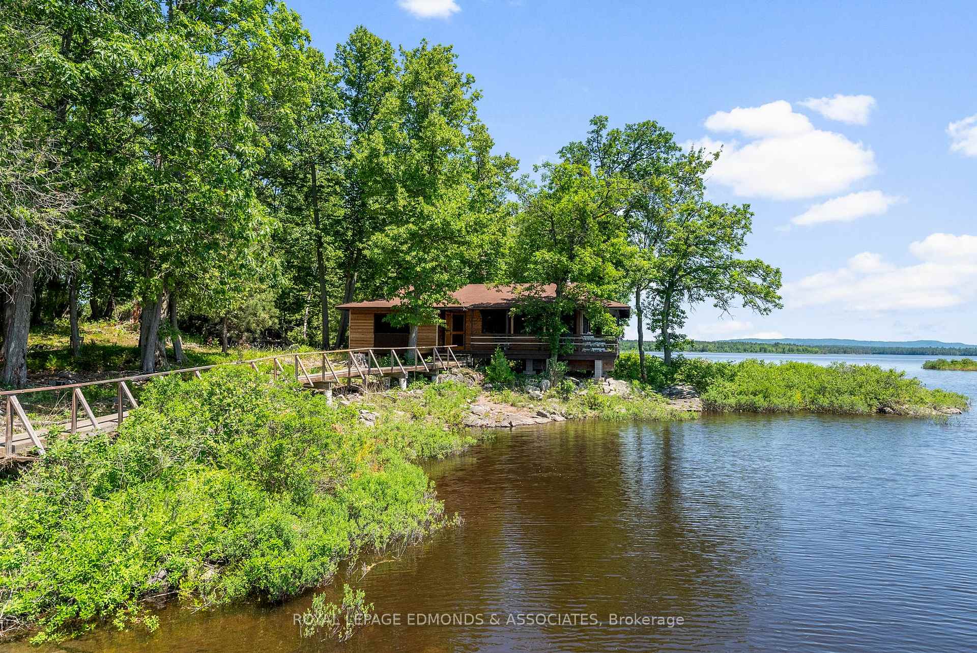 Photo 38 of Riddell Island, Petawawa — HOMEH