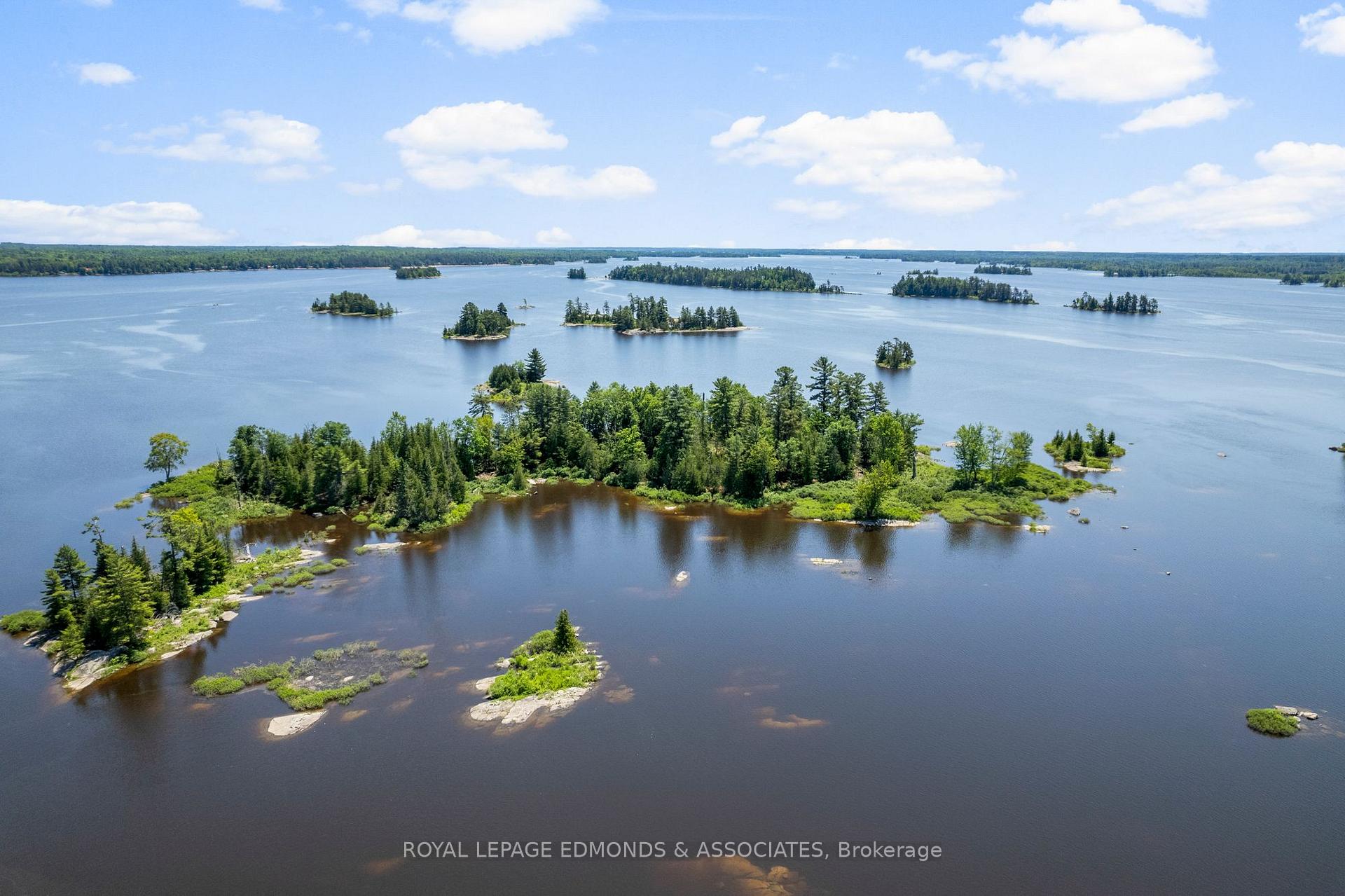 Photo 42 of Riddell Island, Petawawa — HOMEH
