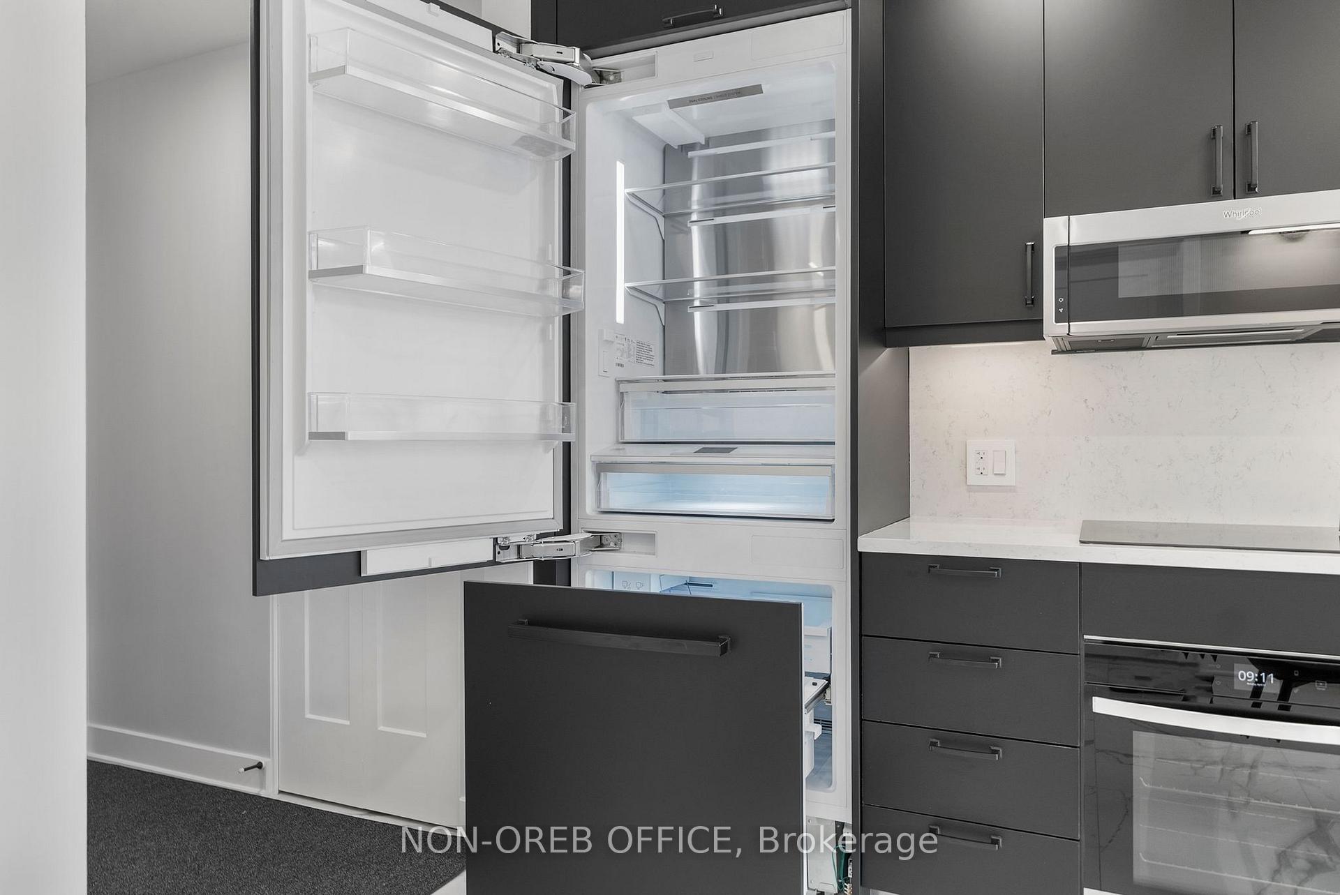 Photo 15 of Unit PH208, 180 George Street, Ottawa, Lower Town/Byward Market — HOMEH