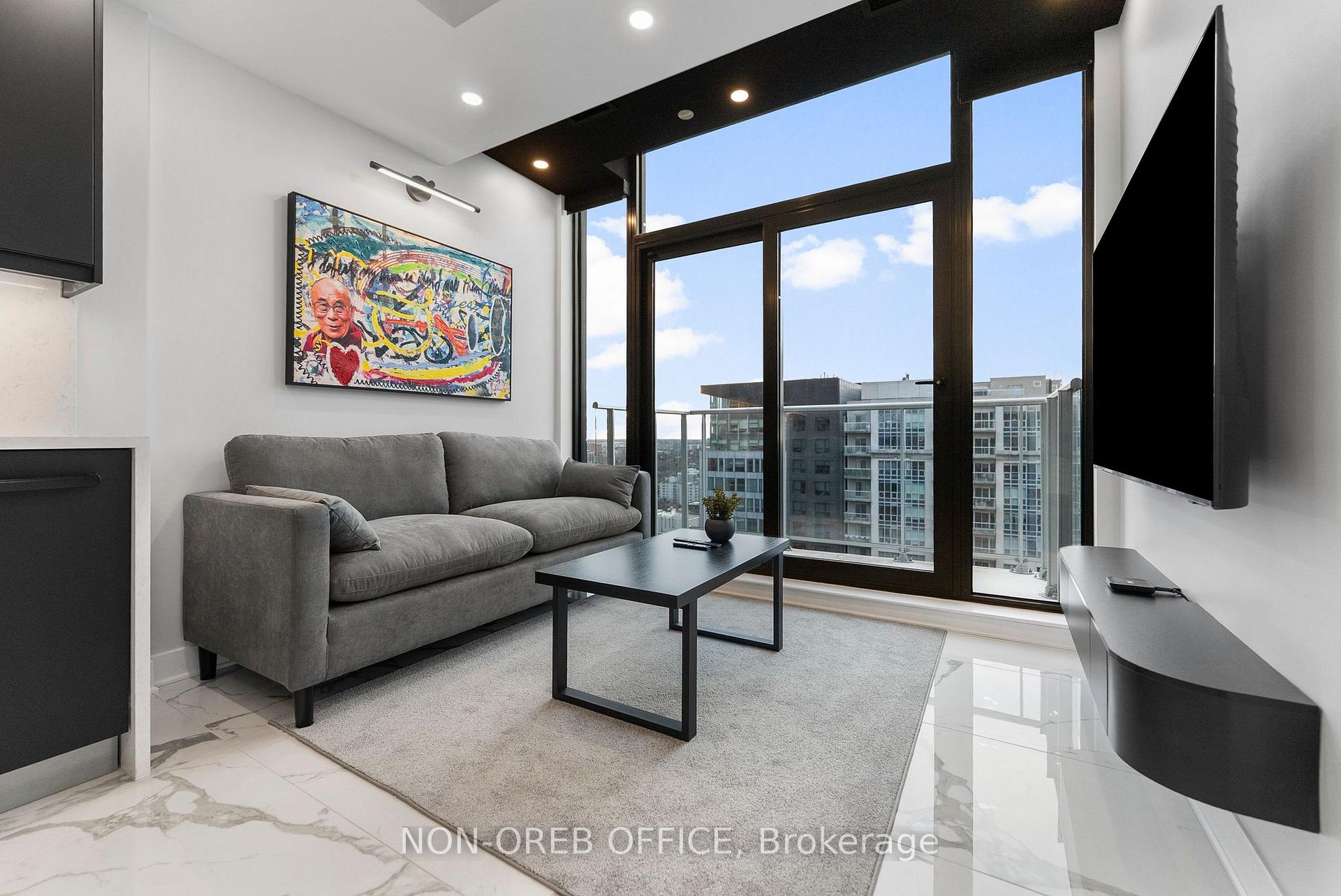 Photo 6 of Unit PH208, 180 George Street, Ottawa, Lower Town/Byward Market — HOMEH