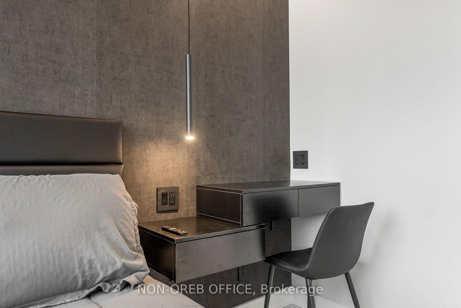 Photo 32 of Unit PH208, 180 George Street, Ottawa, Lower Town/Byward Market — HOMEH