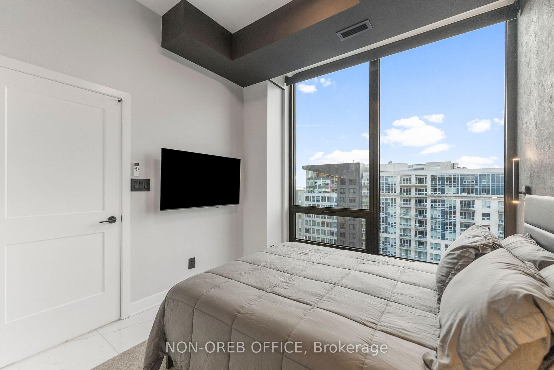Photo 35 of Unit PH208, 180 George Street, Ottawa, Lower Town/Byward Market — HOMEH