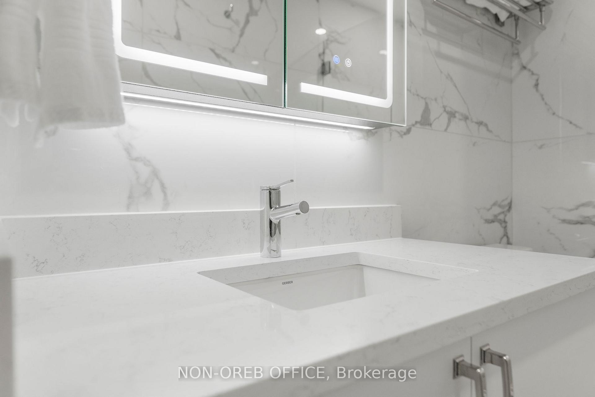 Photo 33 of Unit PH208, 180 George Street, Ottawa, Lower Town/Byward Market — HOMEH