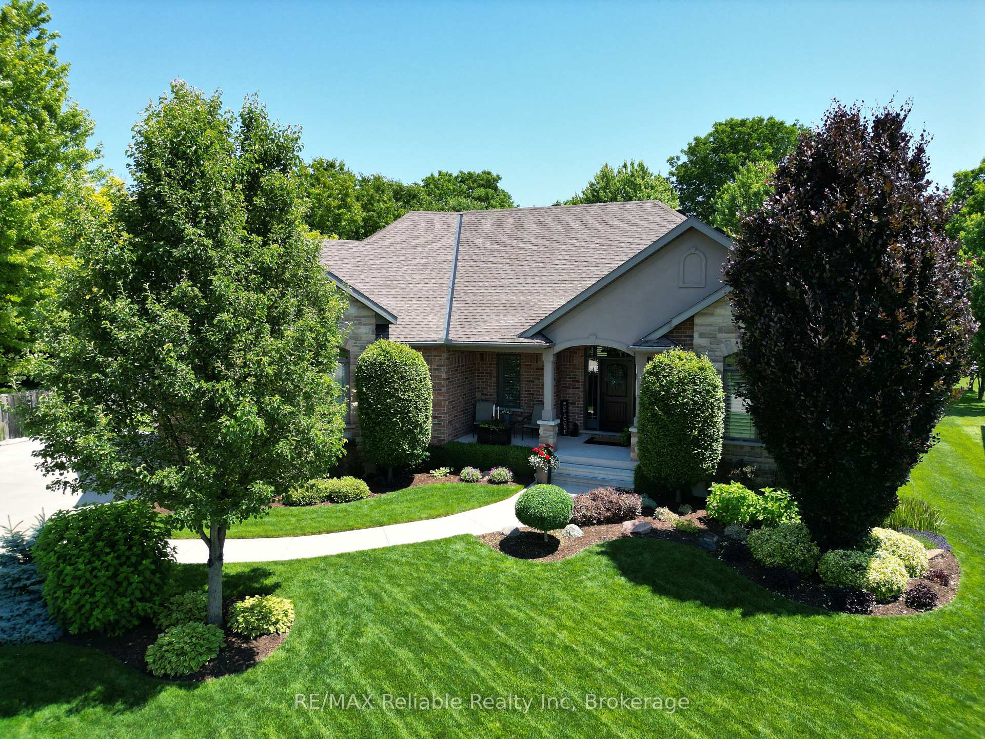 Photo 6 of 24 Carriage Lane, Bluewater, Bayfield — HOMEH