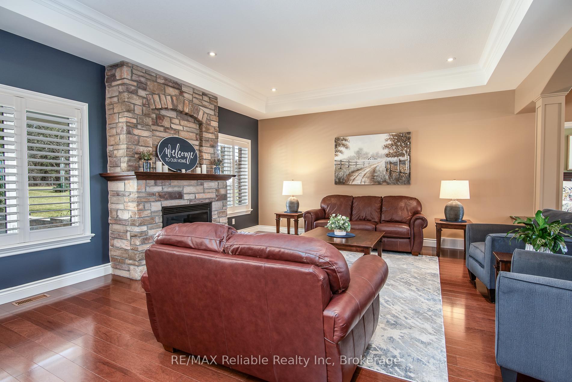 Photo 10 of 24 Carriage Lane, Bluewater, Bayfield — HOMEH