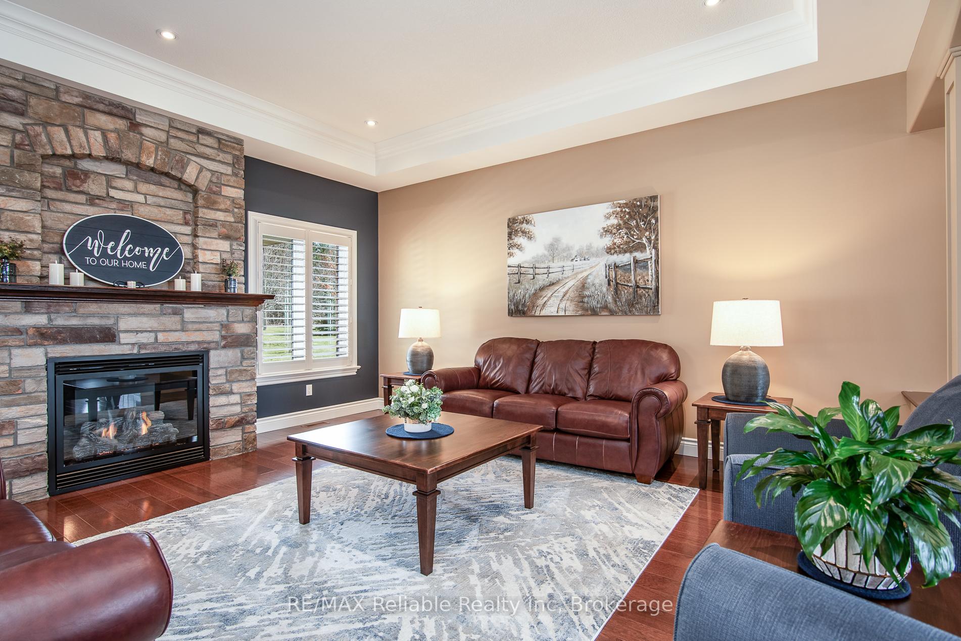 Photo 12 of 24 Carriage Lane, Bluewater, Bayfield — HOMEH