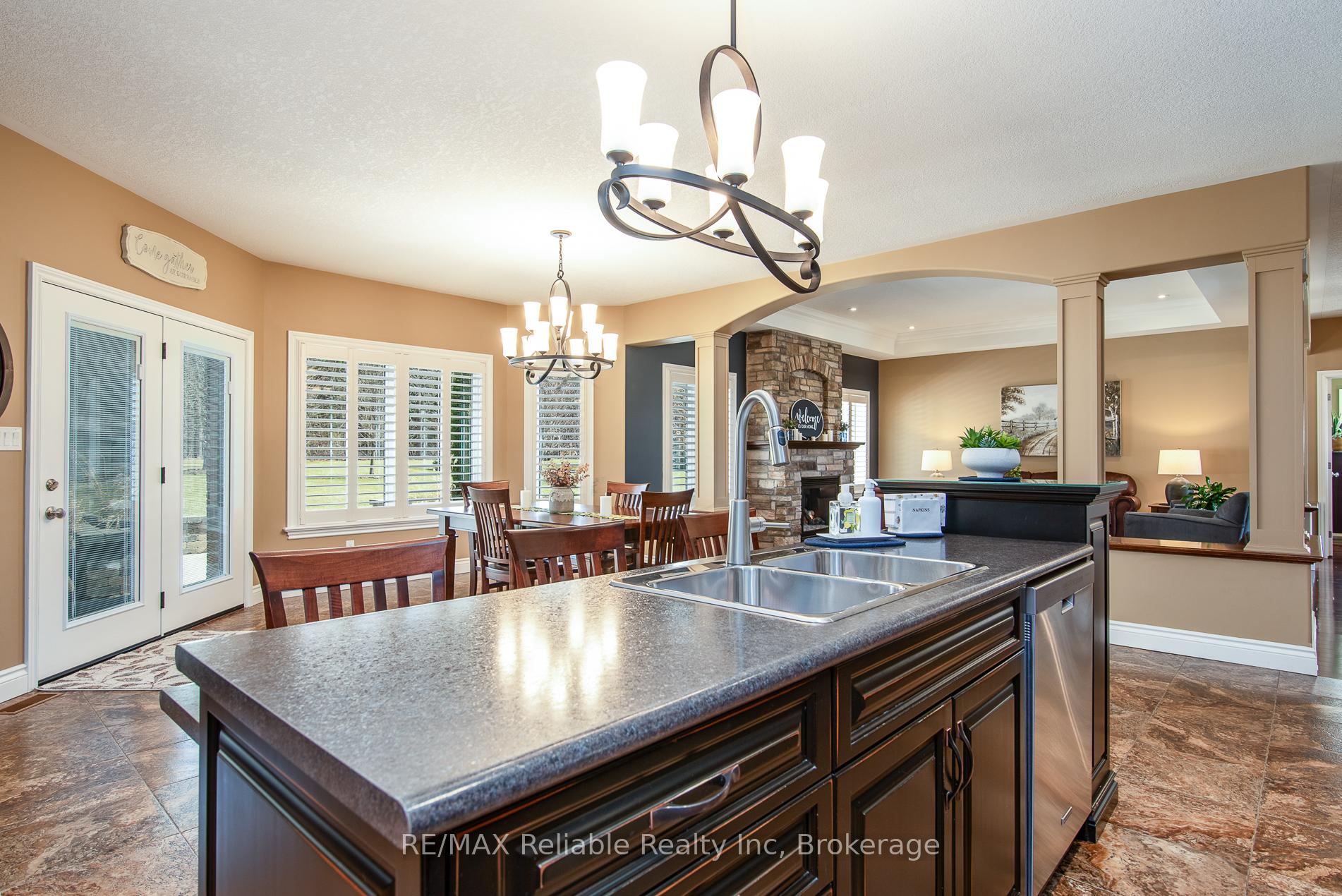 Photo 46 of 24 Carriage Lane, Bluewater, Bayfield — HOMEH