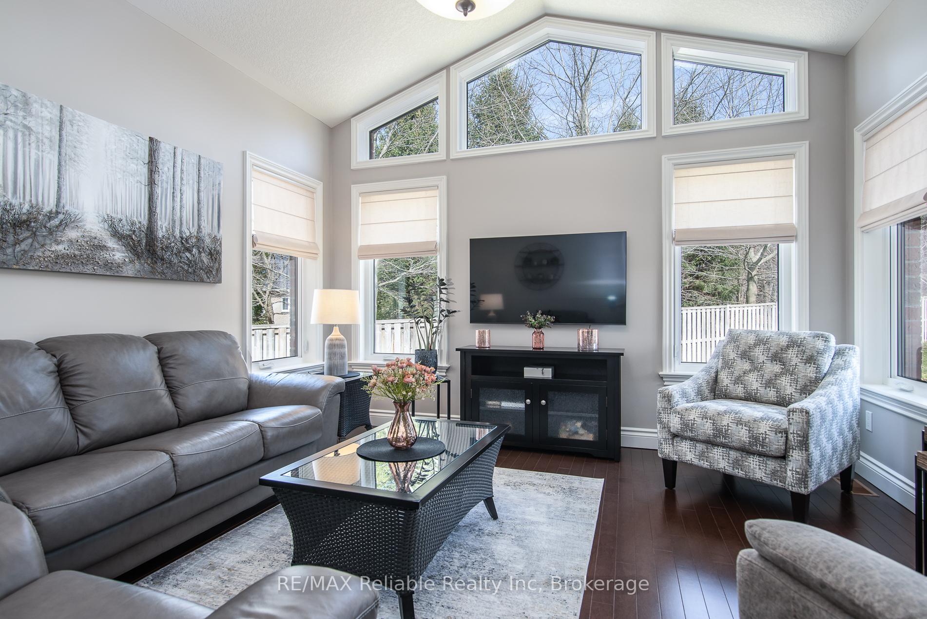 Photo 18 of 24 Carriage Lane, Bluewater, Bayfield — HOMEH