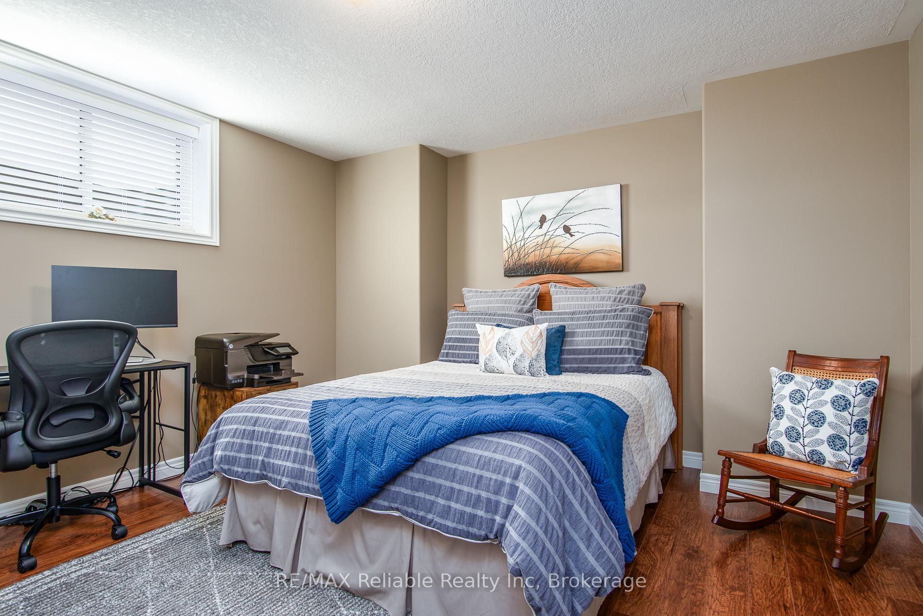Photo 35 of 24 Carriage Lane, Bluewater, Bayfield — HOMEH