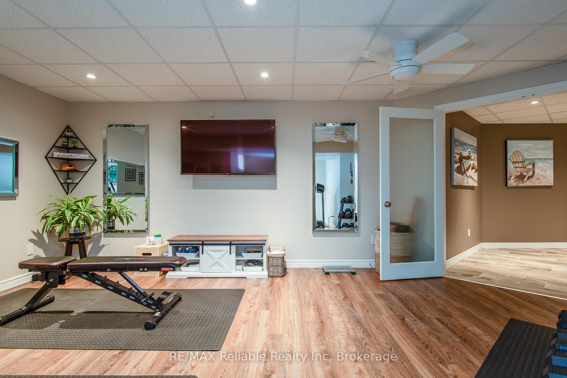 Photo 40 of 24 Carriage Lane, Bluewater, Bayfield — HOMEH