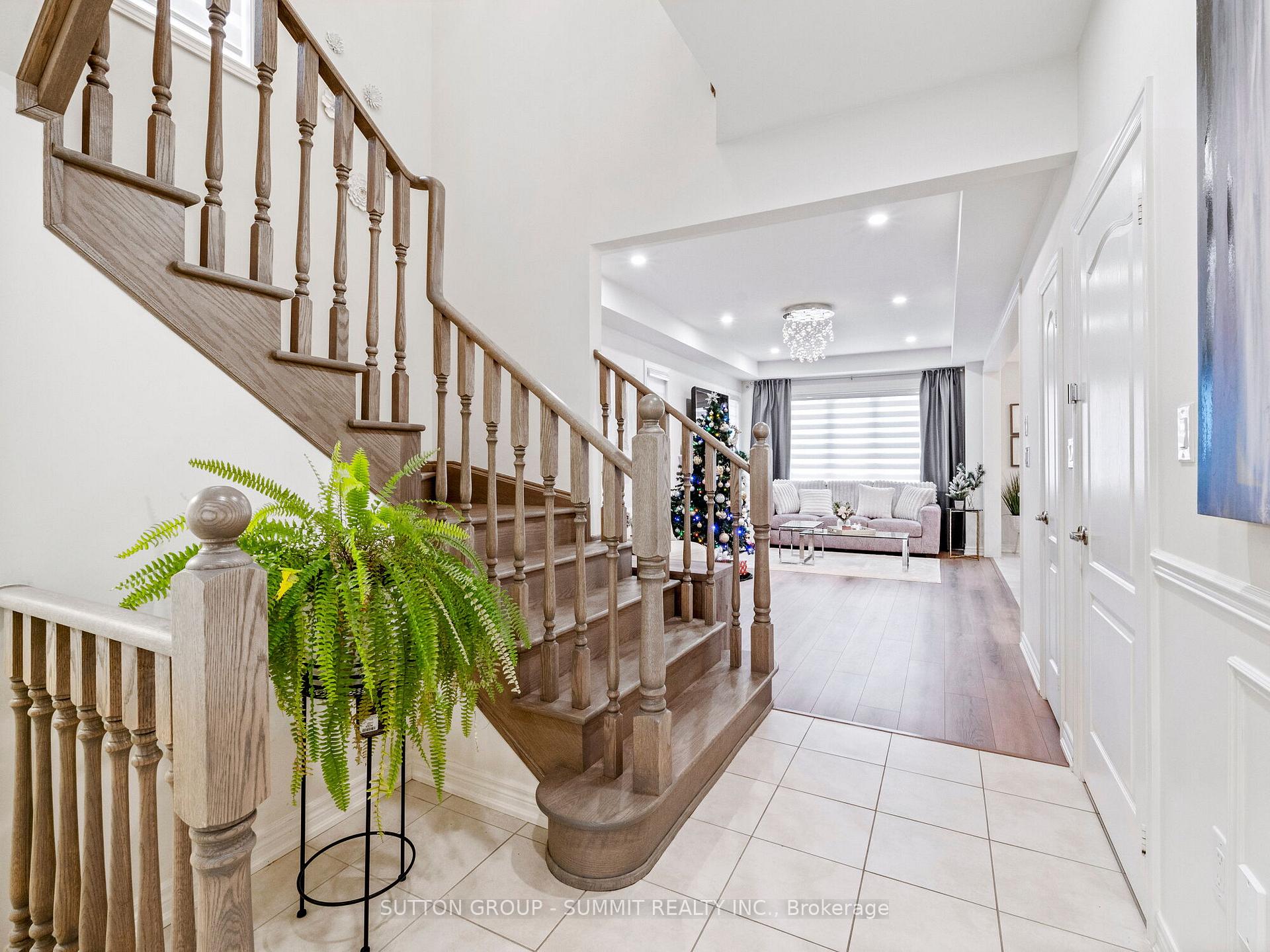 Photo 23 of 12 Great Falls Boulevard, Hamilton, Waterdown — HOMEH