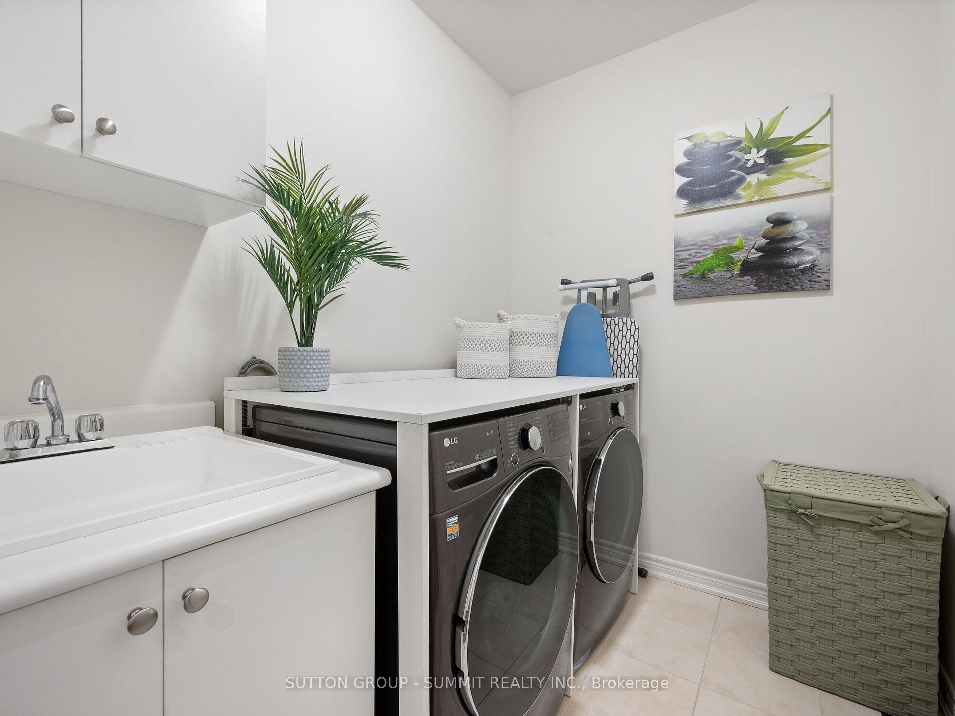 Photo 39 of 12 Great Falls Boulevard, Hamilton, Waterdown — HOMEH