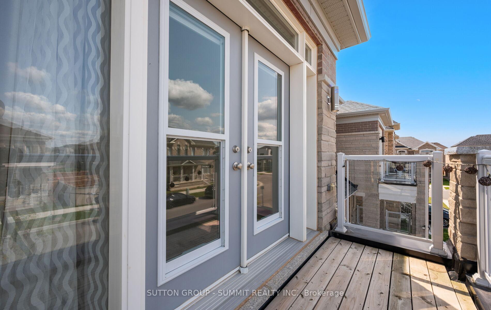 Photo 32 of 12 Great Falls Boulevard, Hamilton, Waterdown — HOMEH