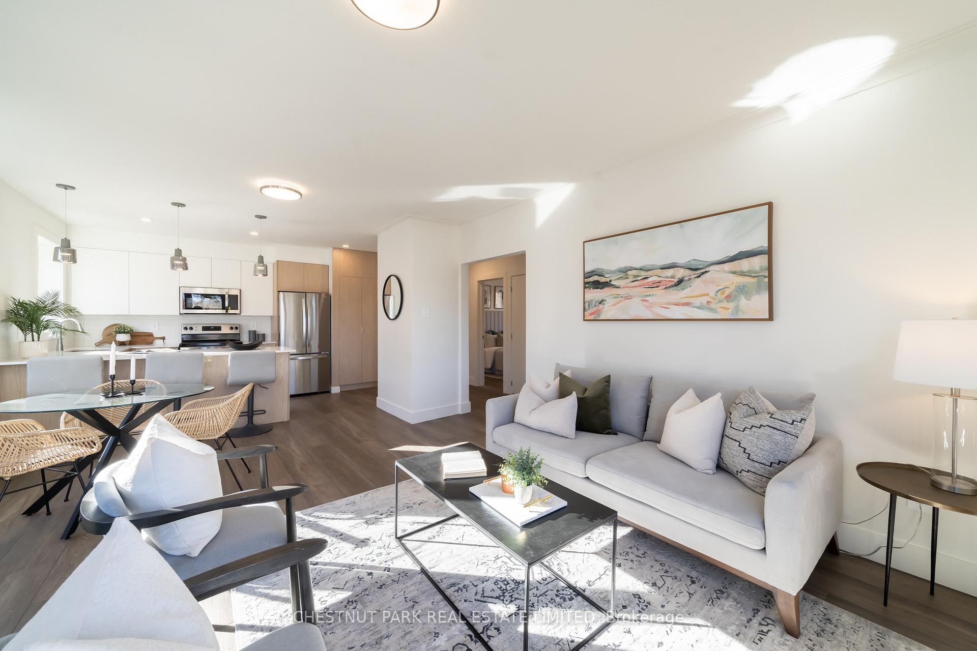 Photo 4 of Unit 3, 1446 Avenue Road, Toronto, Bedford Park-Nortown — HOMEH