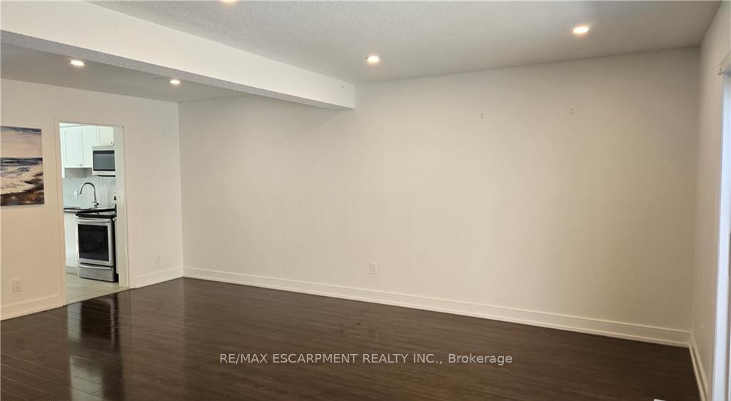Photo 6 of Unit 27, 77 Linwell Road, St. Catharines, Lakeport — HOMEH