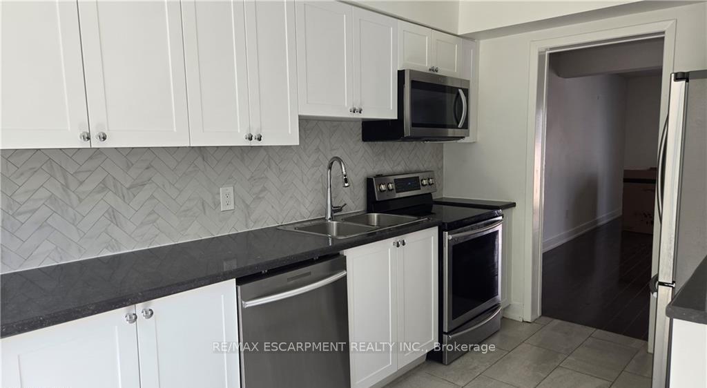 Photo 16 of Unit 27, 77 Linwell Road, St. Catharines, Lakeport — HOMEH