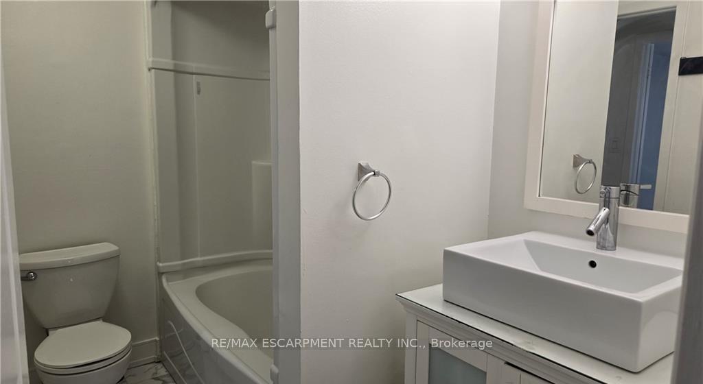 Photo 22 of Unit 27, 77 Linwell Road, St. Catharines, Lakeport — HOMEH