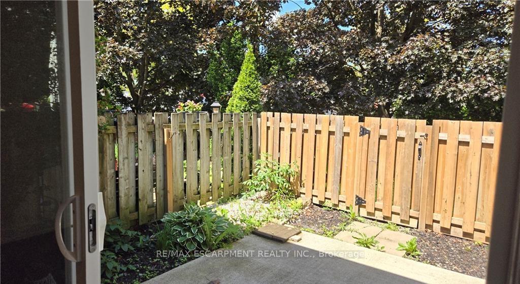 Photo 26 of Unit 27, 77 Linwell Road, St. Catharines, Lakeport — HOMEH
