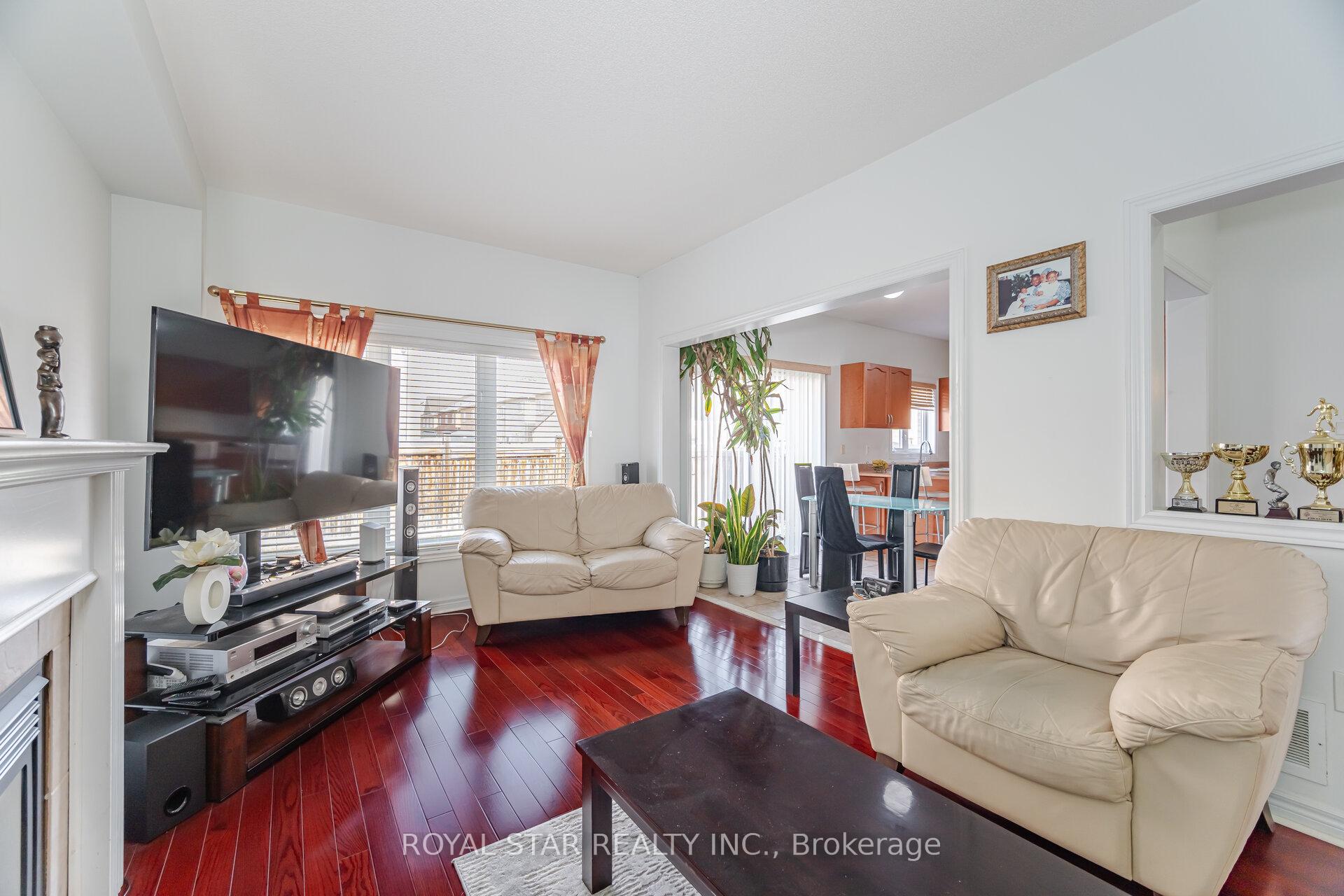 Photo 15 of 21 Baylawn Circle, Brampton, Bram East — HOMEH
