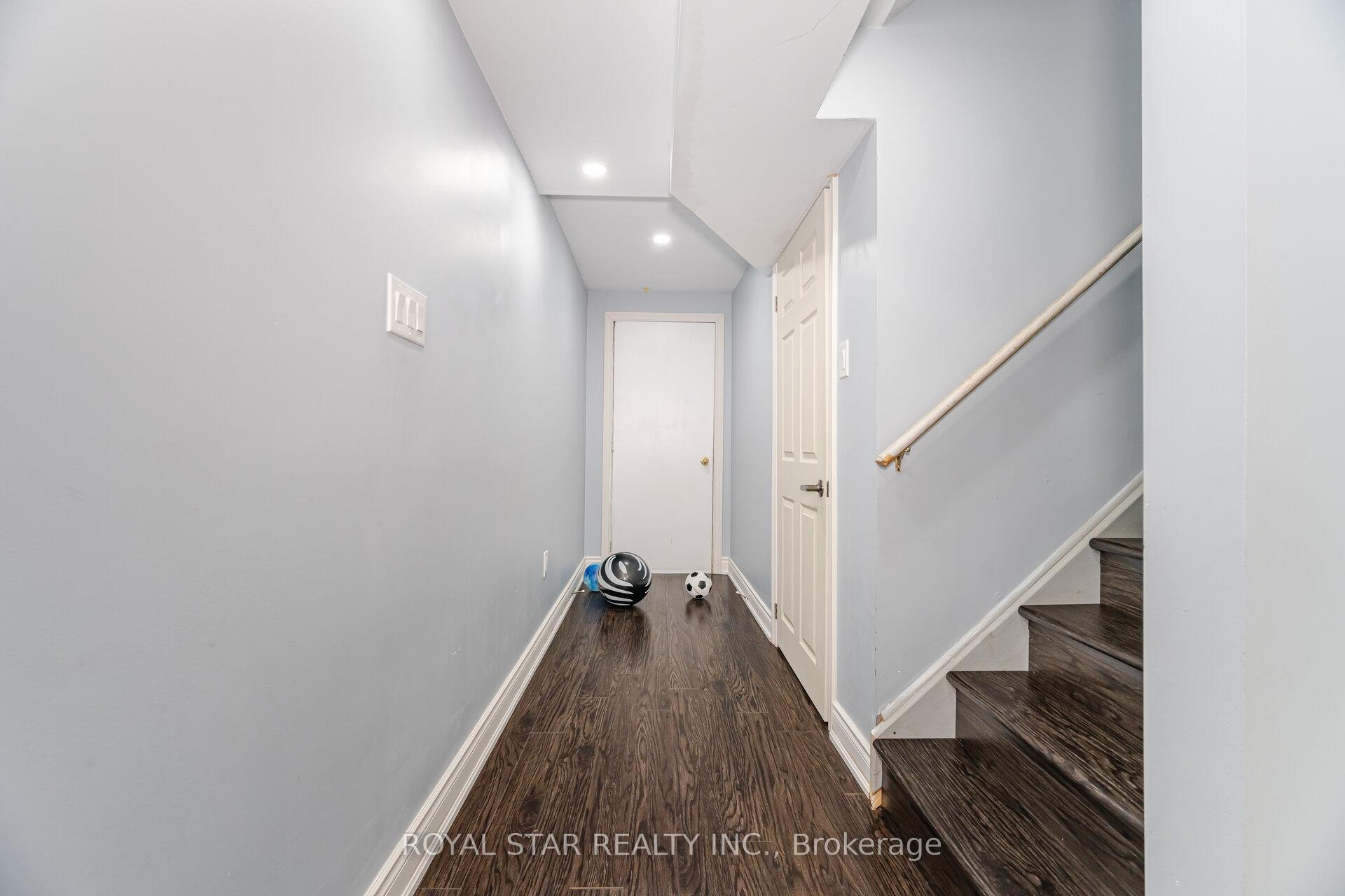 Photo 35 of 21 Baylawn Circle, Brampton, Bram East — HOMEH