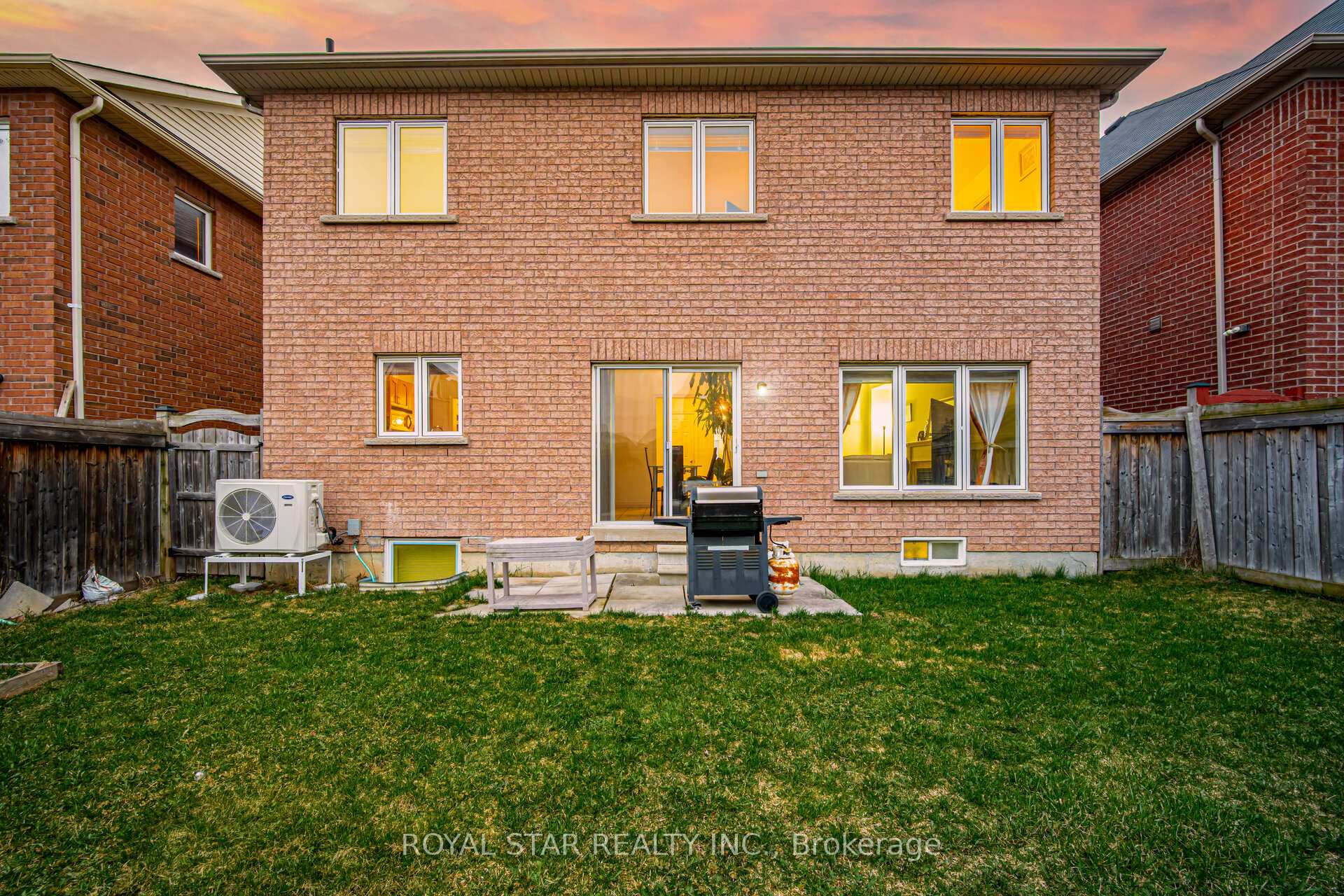 Photo 45 of 21 Baylawn Circle, Brampton, Bram East — HOMEH