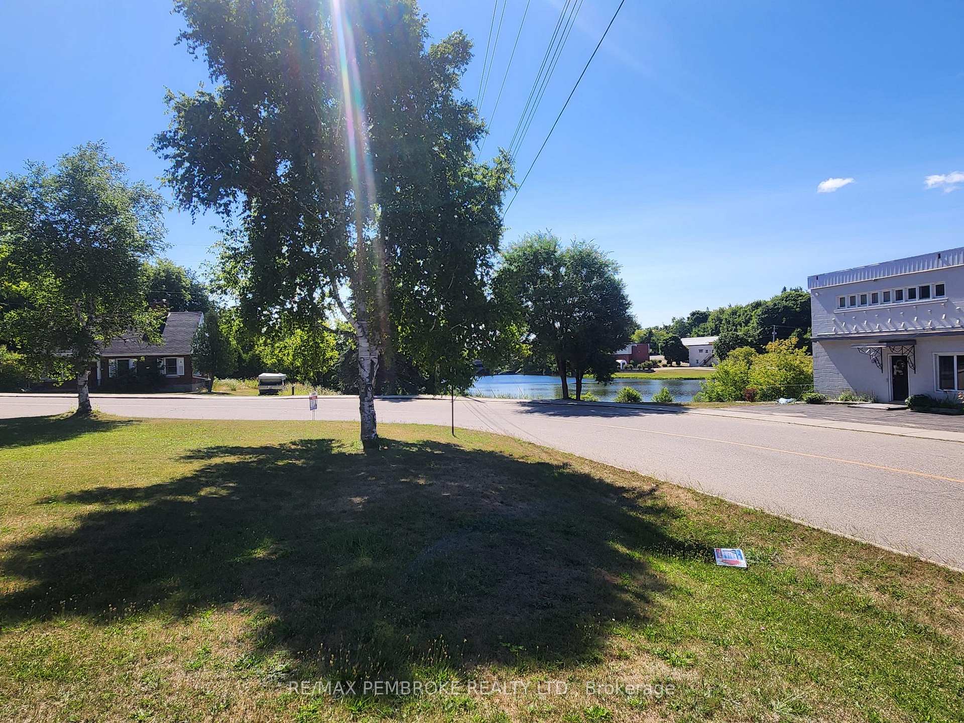 Photo 2 of Jane Street, Bonnechere Valley, Eganville/Bonnechere Twp — HOMEH