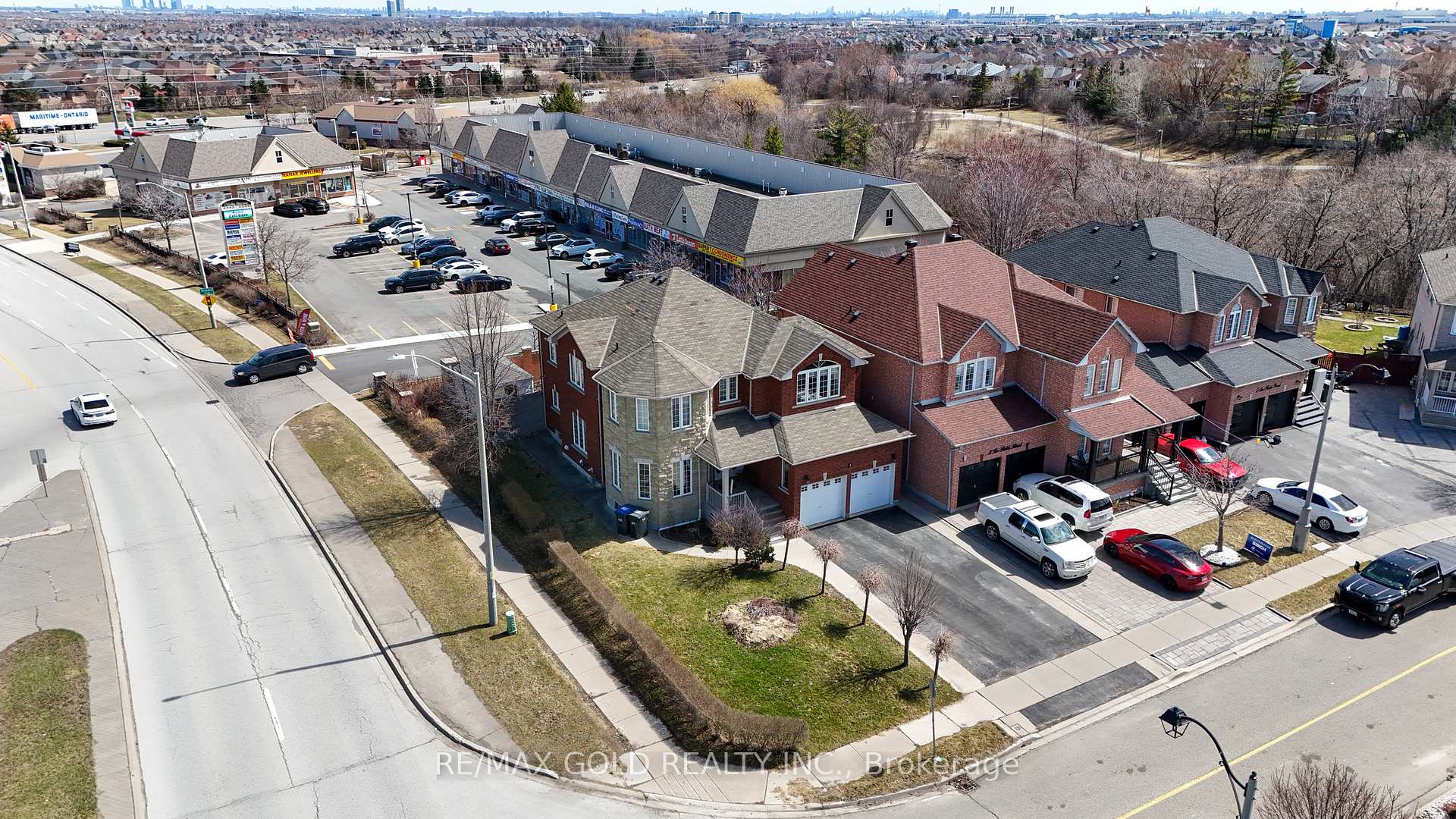 Photo 11 of 1 Ice Fields Road, Brampton, Sandringham-Wellington — HOMEH