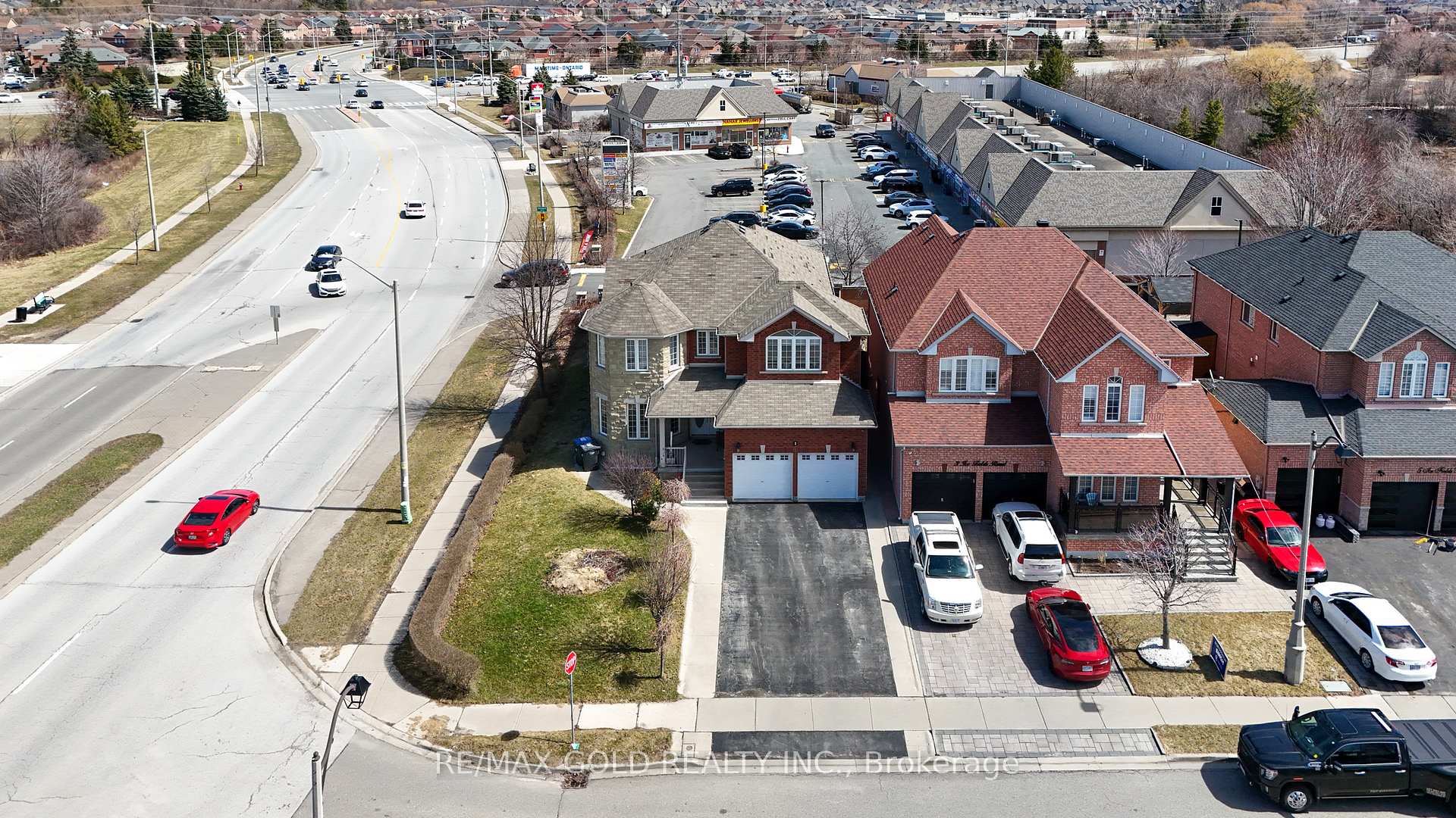 Photo 4 of 1 Ice Fields Road, Brampton, Sandringham-Wellington — HOMEH