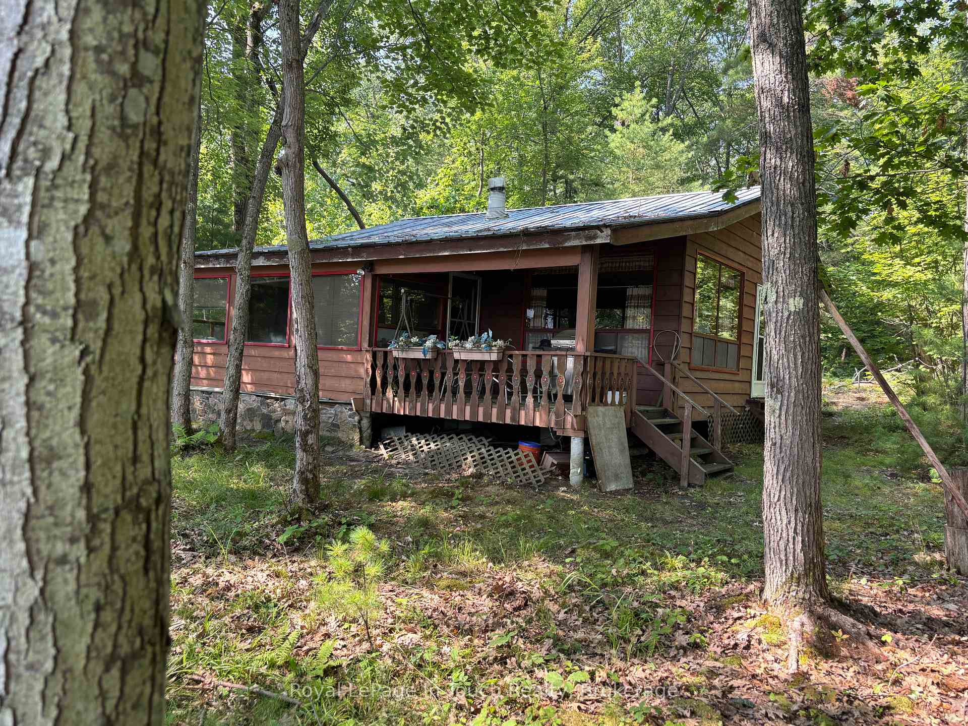 Front of B207 Lot43 B207 lot 43 Island E
