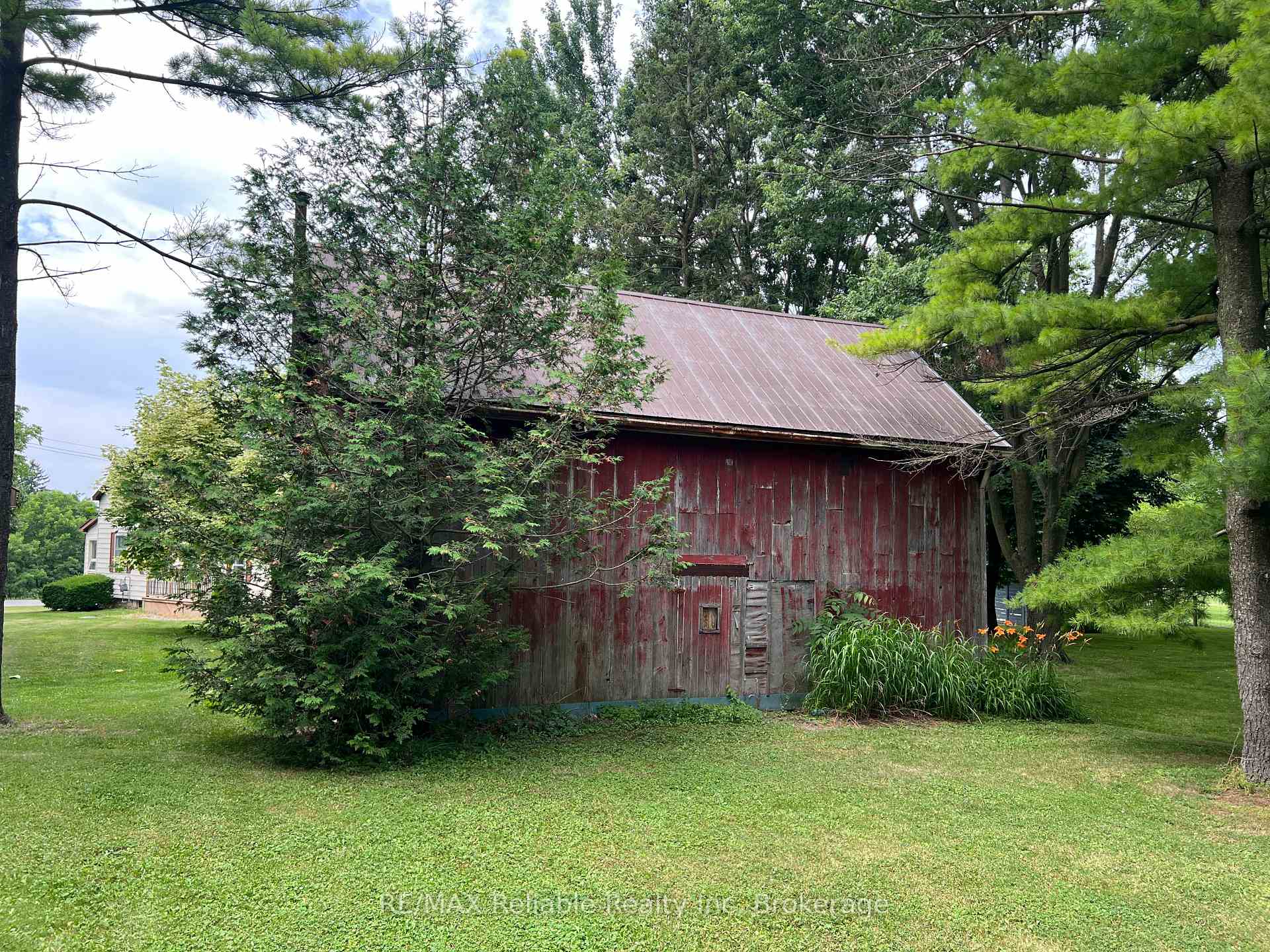 Photo 36 of 37 Front Street, Huron East, Egmondville — HOMEH