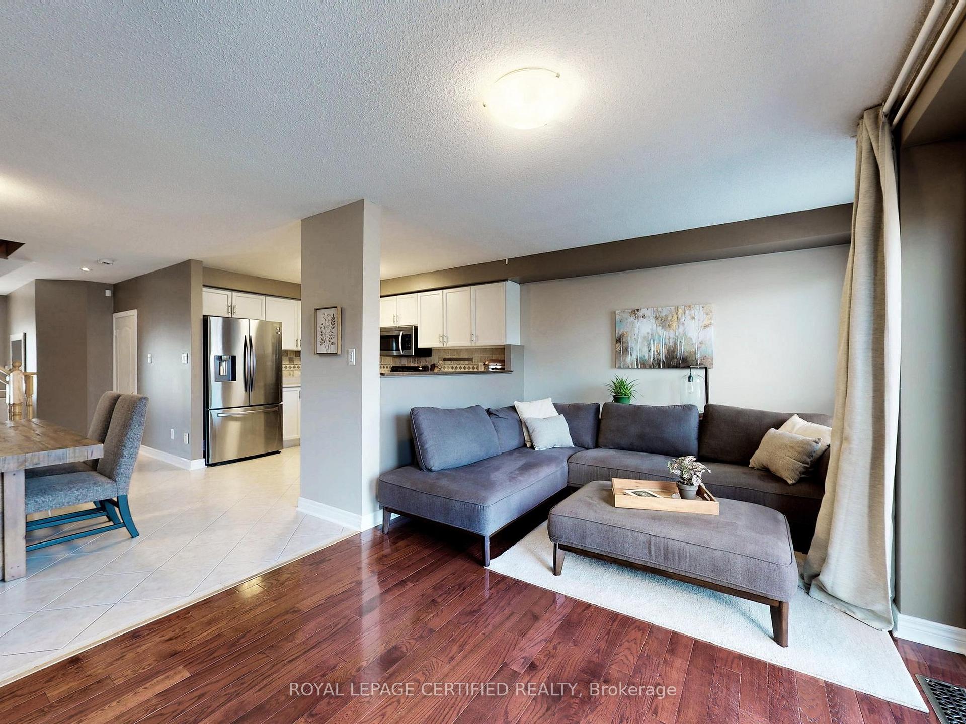 Photo 11 of 36 Aida Court, Caledon, Bolton West — HOMEH