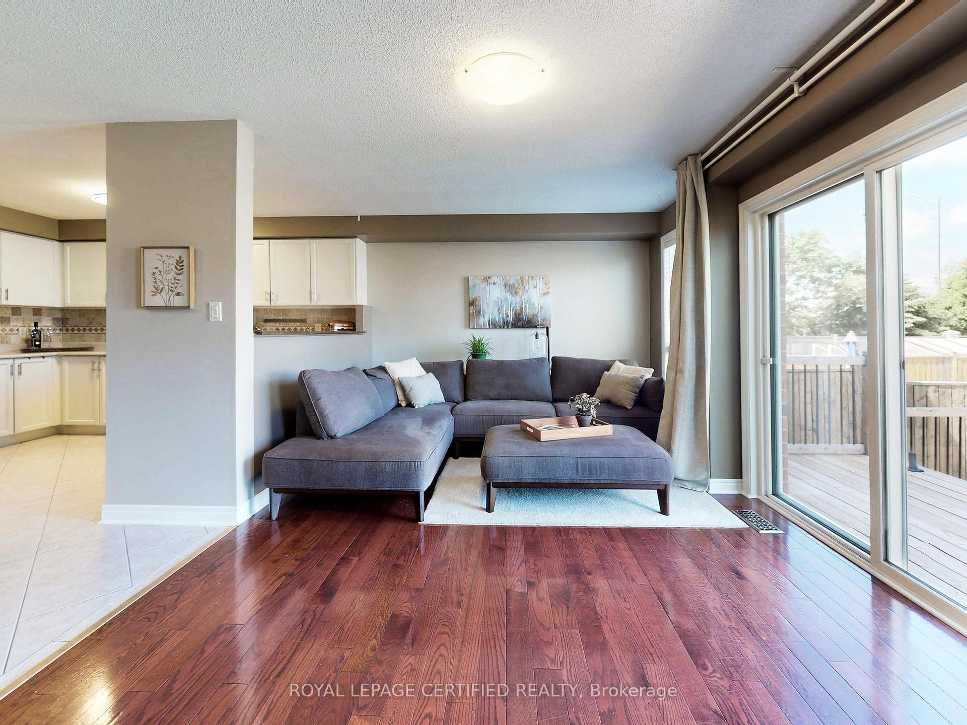 Photo 10 of 36 Aida Court, Caledon, Bolton West — HOMEH