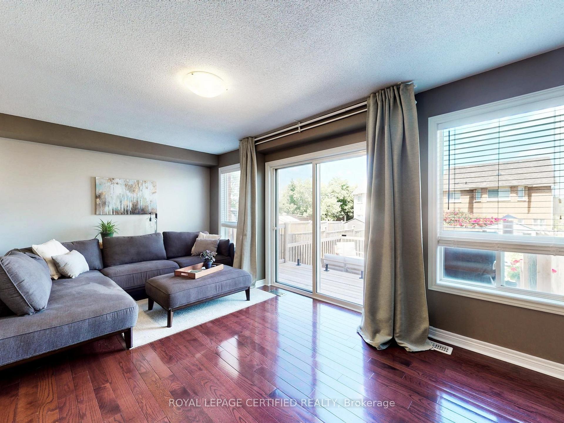 Photo 13 of 36 Aida Court, Caledon, Bolton West — HOMEH