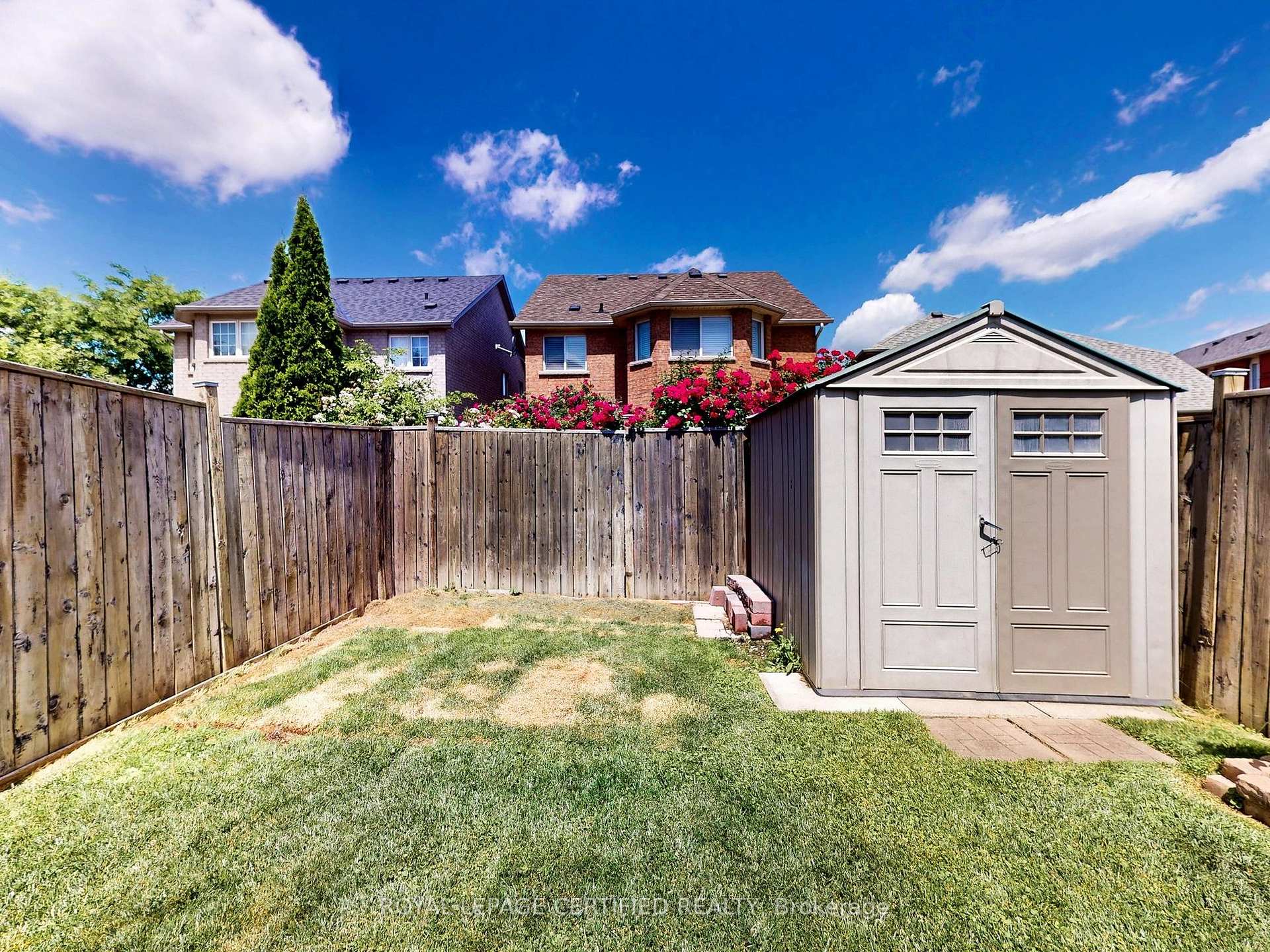 Photo 31 of 36 Aida Court, Caledon, Bolton West — HOMEH
