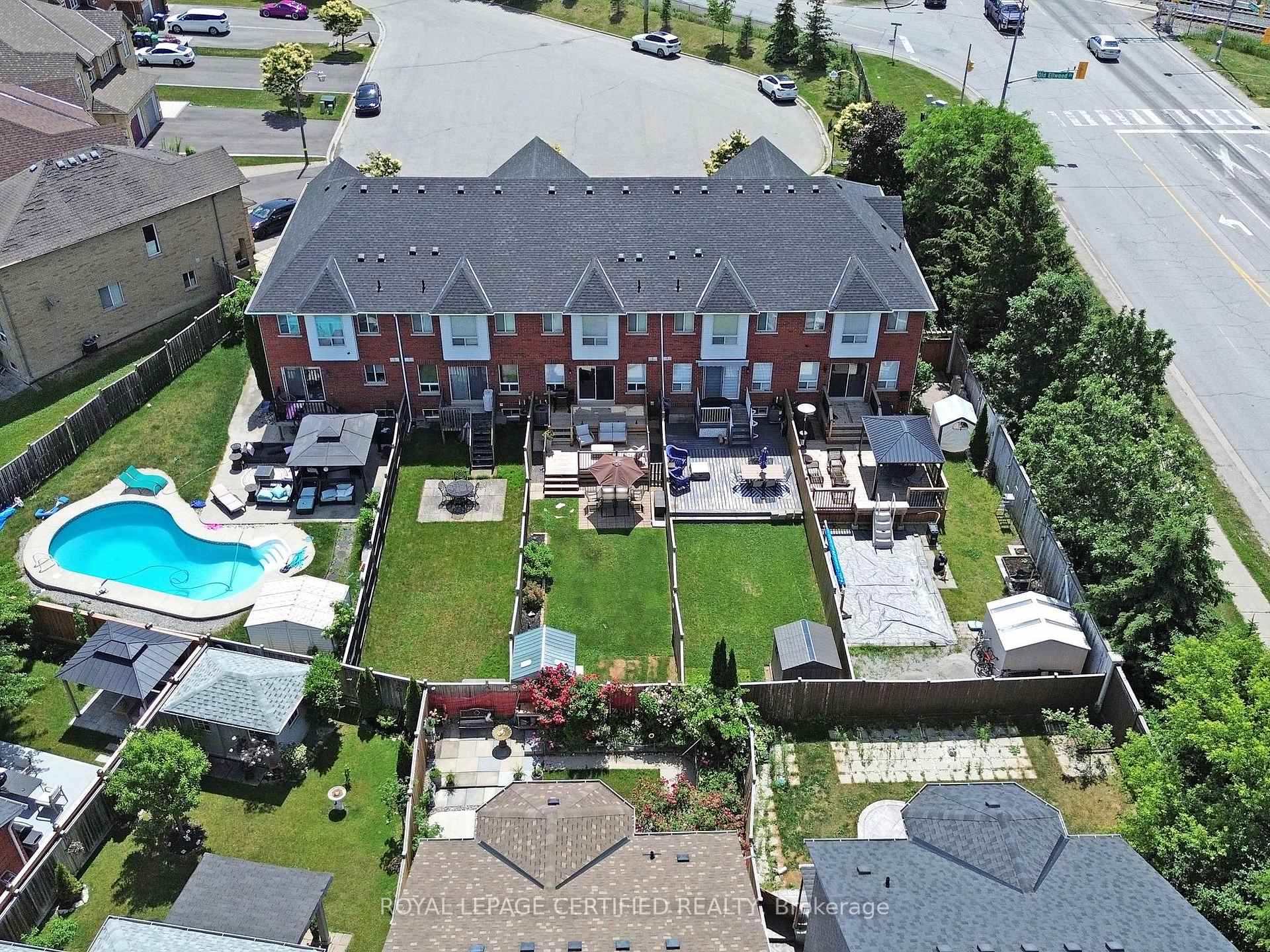 Photo 29 of 36 Aida Court, Caledon, Bolton West — HOMEH