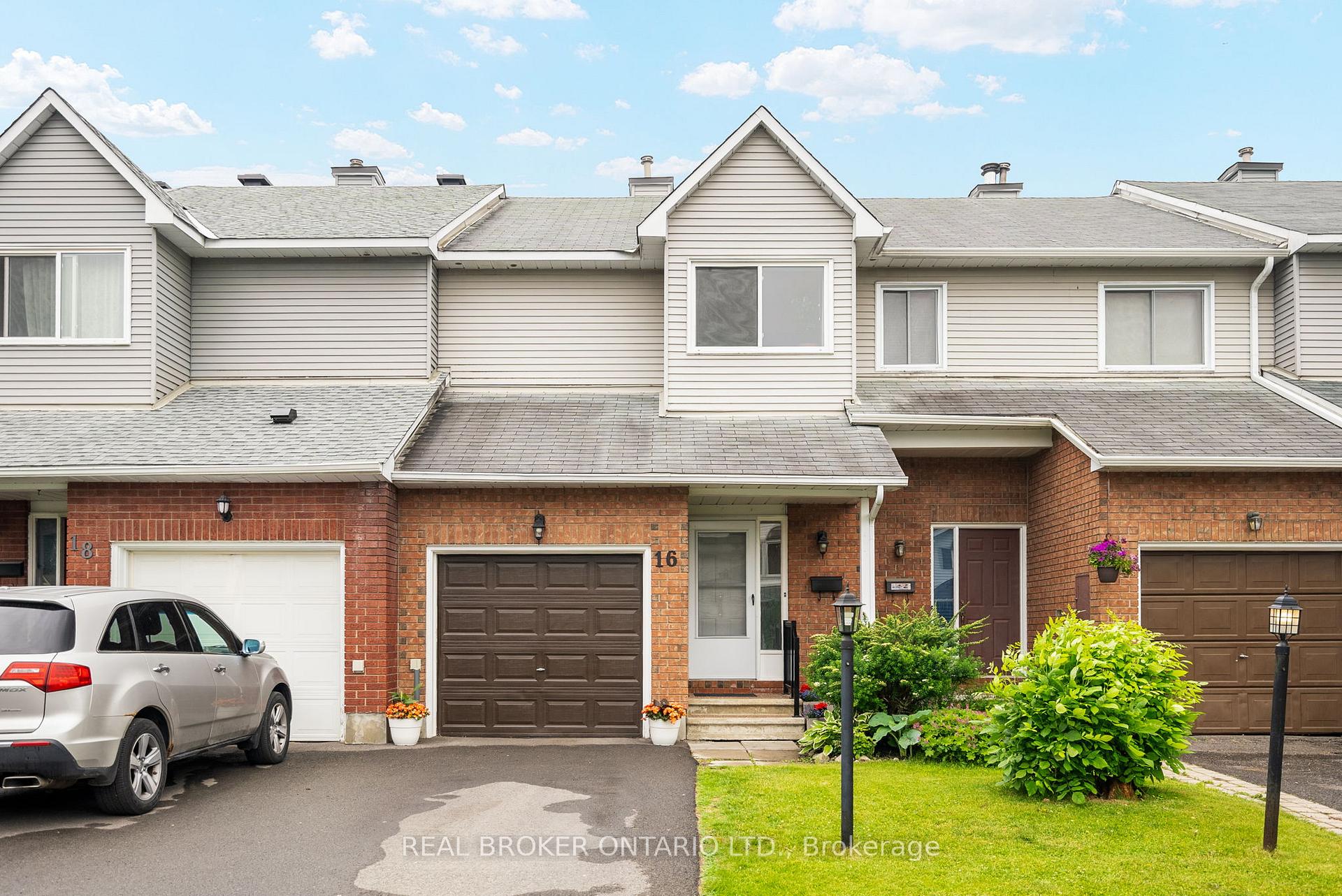 Photo 1 of 16 Alfa Street, Ottawa, Barrhaven - Heritage Park — HOMEH