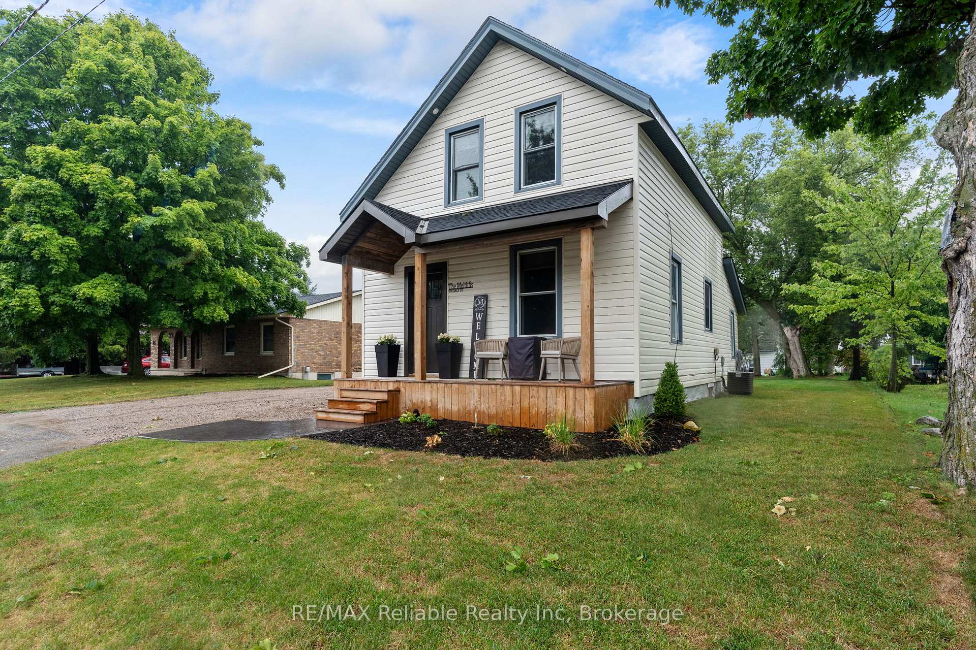 Photo 4 of 78 Daly Street, Huron East, Seaforth — HOMEH