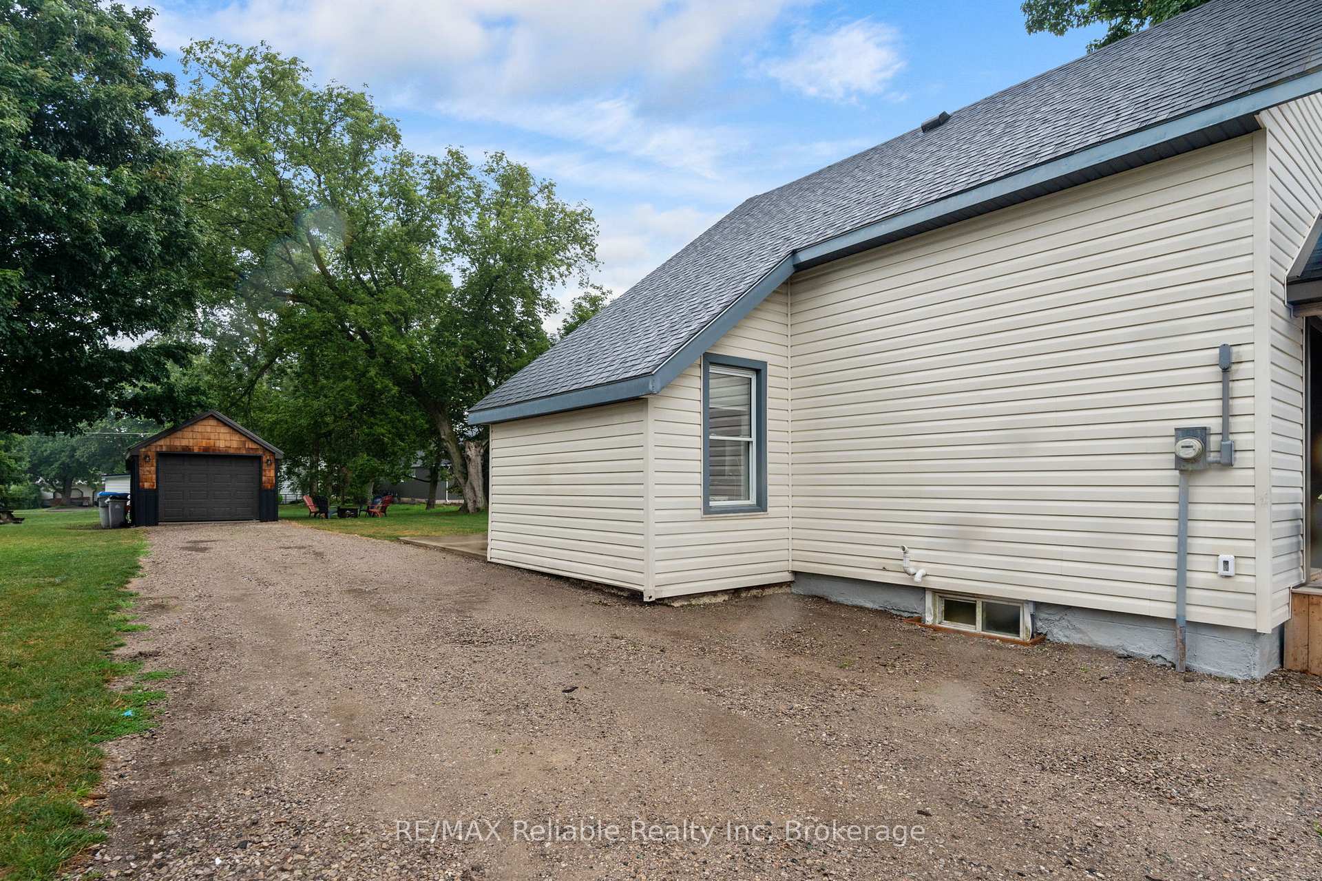 Photo 18 of 78 Daly Street, Huron East, Seaforth — HOMEH