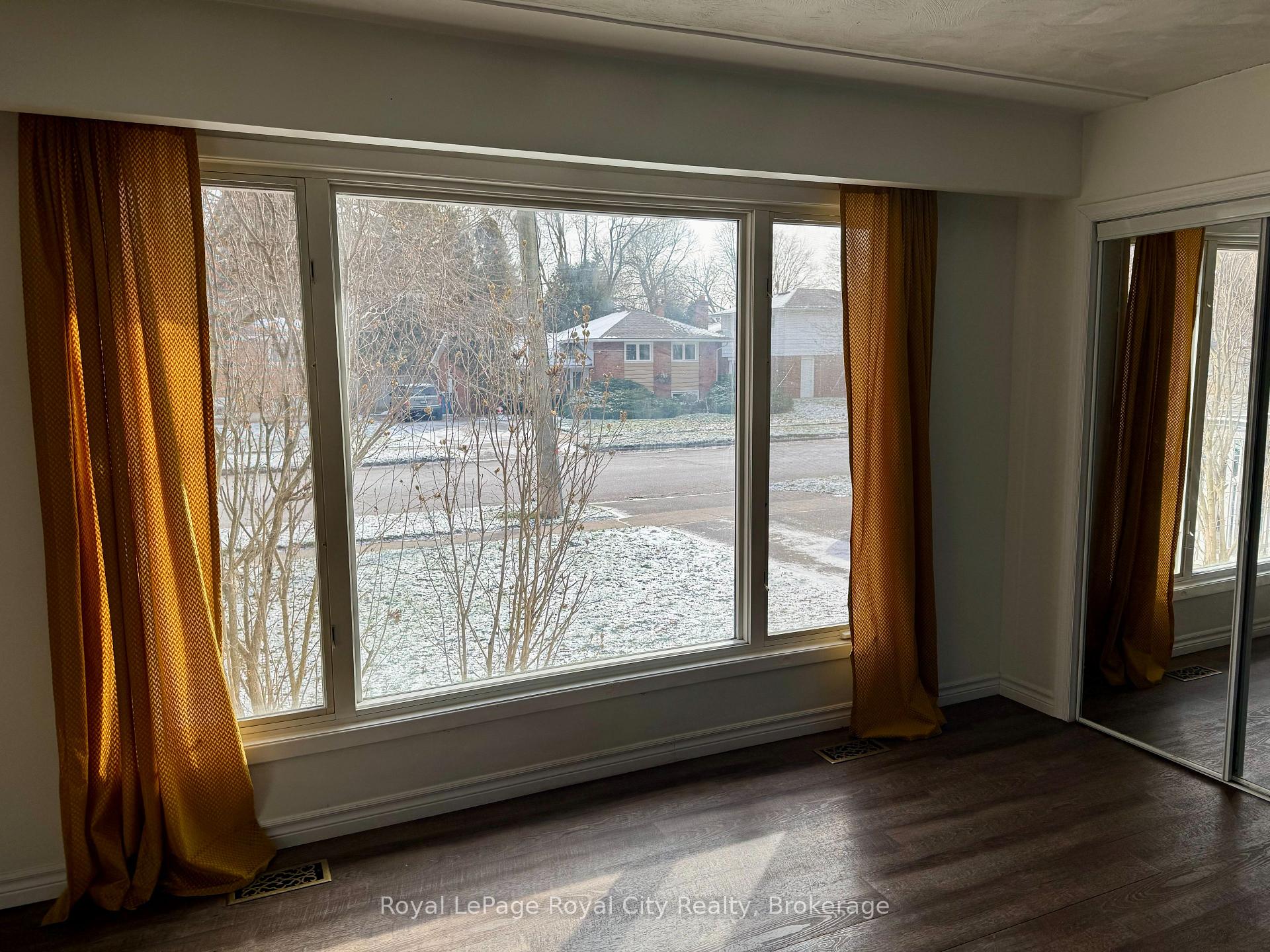 Photo 6 of Unit # Main Level, 95 Bailey Avenue, Guelph, Riverside Park — HOMEH