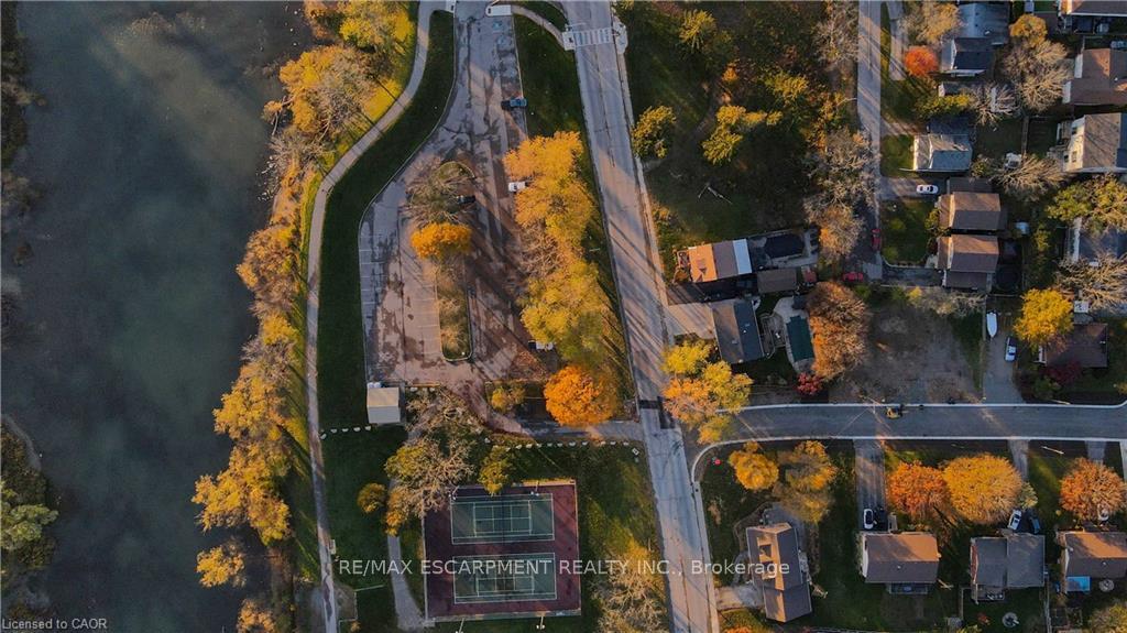 Photo 6 of 31 Inverness Street, Haldimand — HOMEH