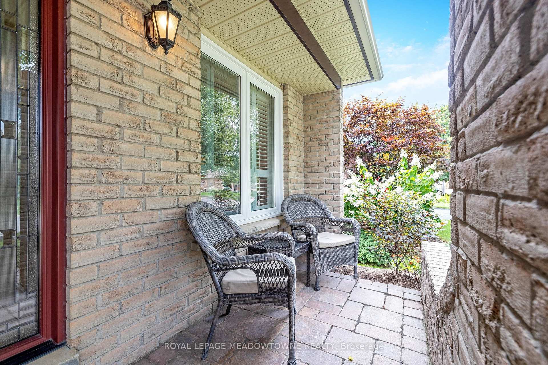Photo 7 of 561 Hawthorne Crescent, Milton, Bronte Meadows — HOMEH