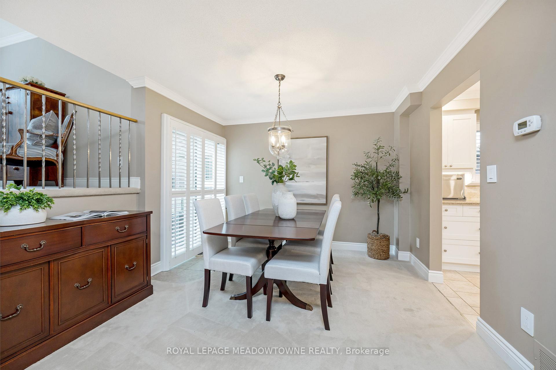Photo 12 of 561 Hawthorne Crescent, Milton, Bronte Meadows — HOMEH