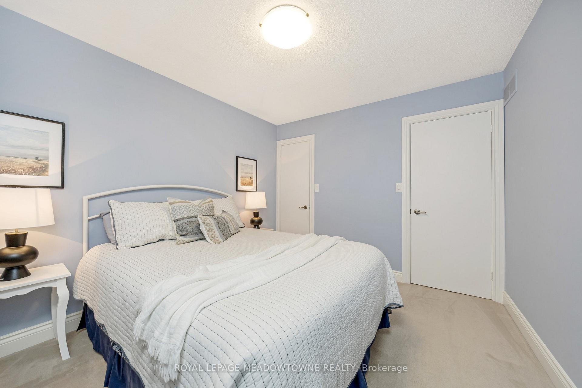 Photo 31 of 561 Hawthorne Crescent, Milton, Bronte Meadows — HOMEH