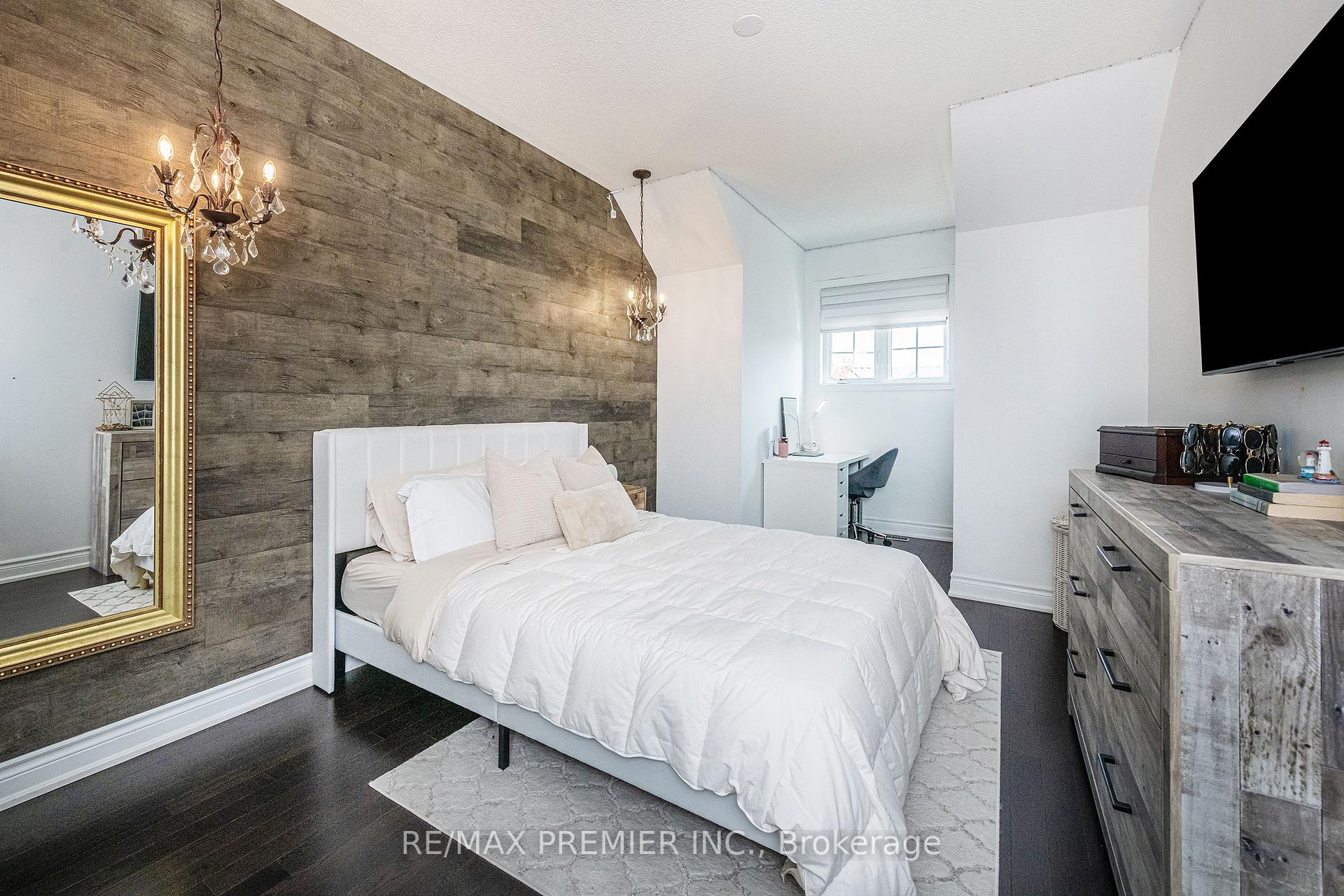 Photo 7 of 8 Di Meo Lane, King, Nobleton — HOMEH