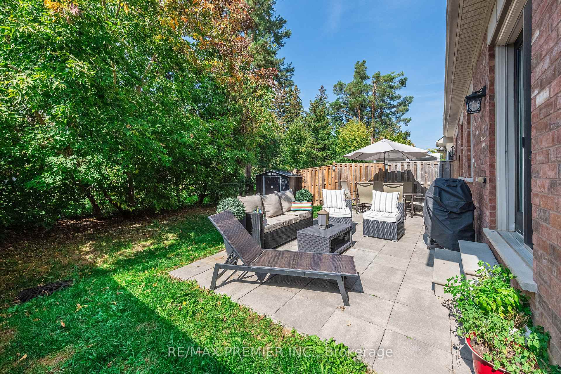 Photo 16 of 8 Di Meo Lane, King, Nobleton — HOMEH