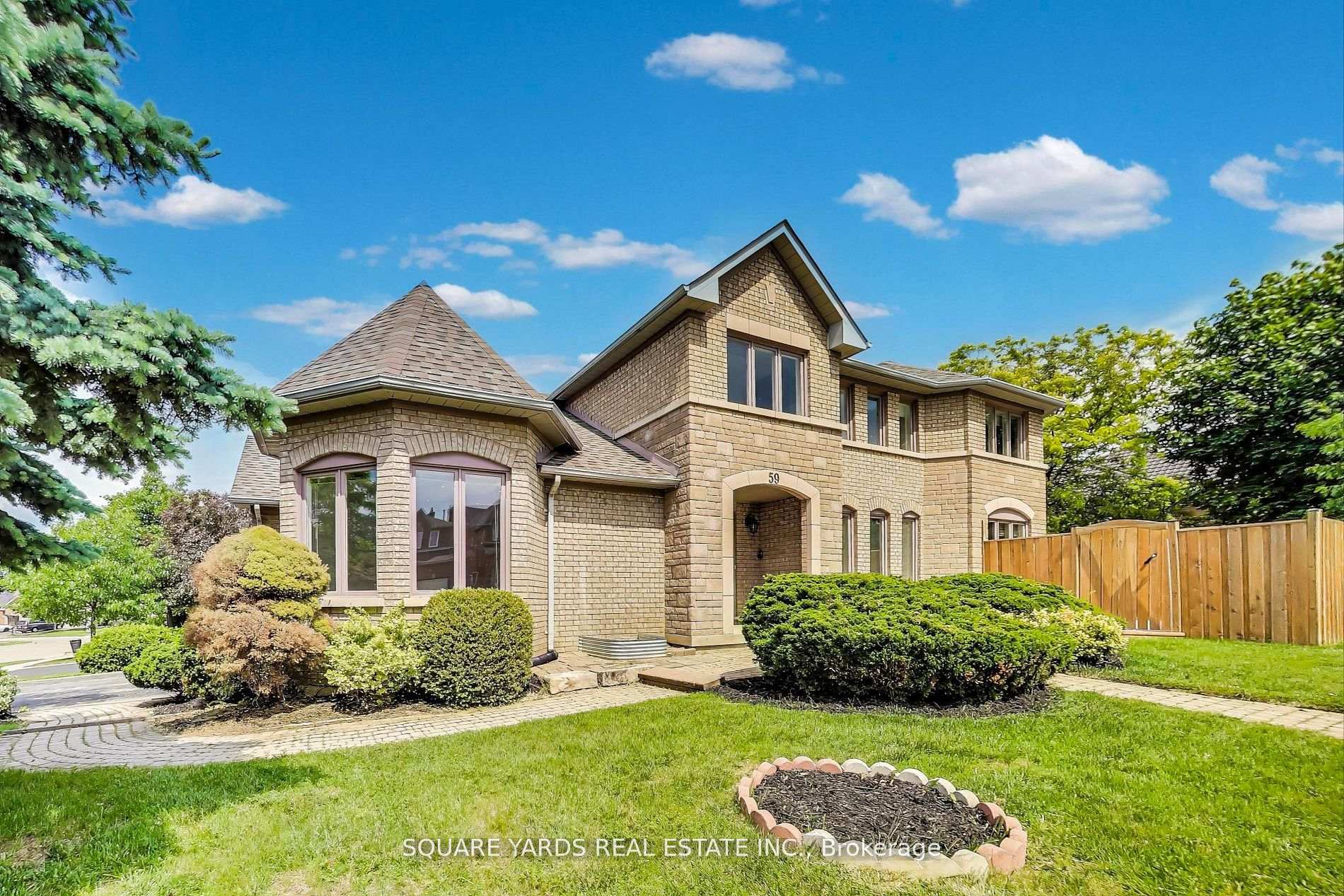 Photo 14 of 59 Adirondack Crescent, Brampton, Sandringham-Wellington — HOMEH