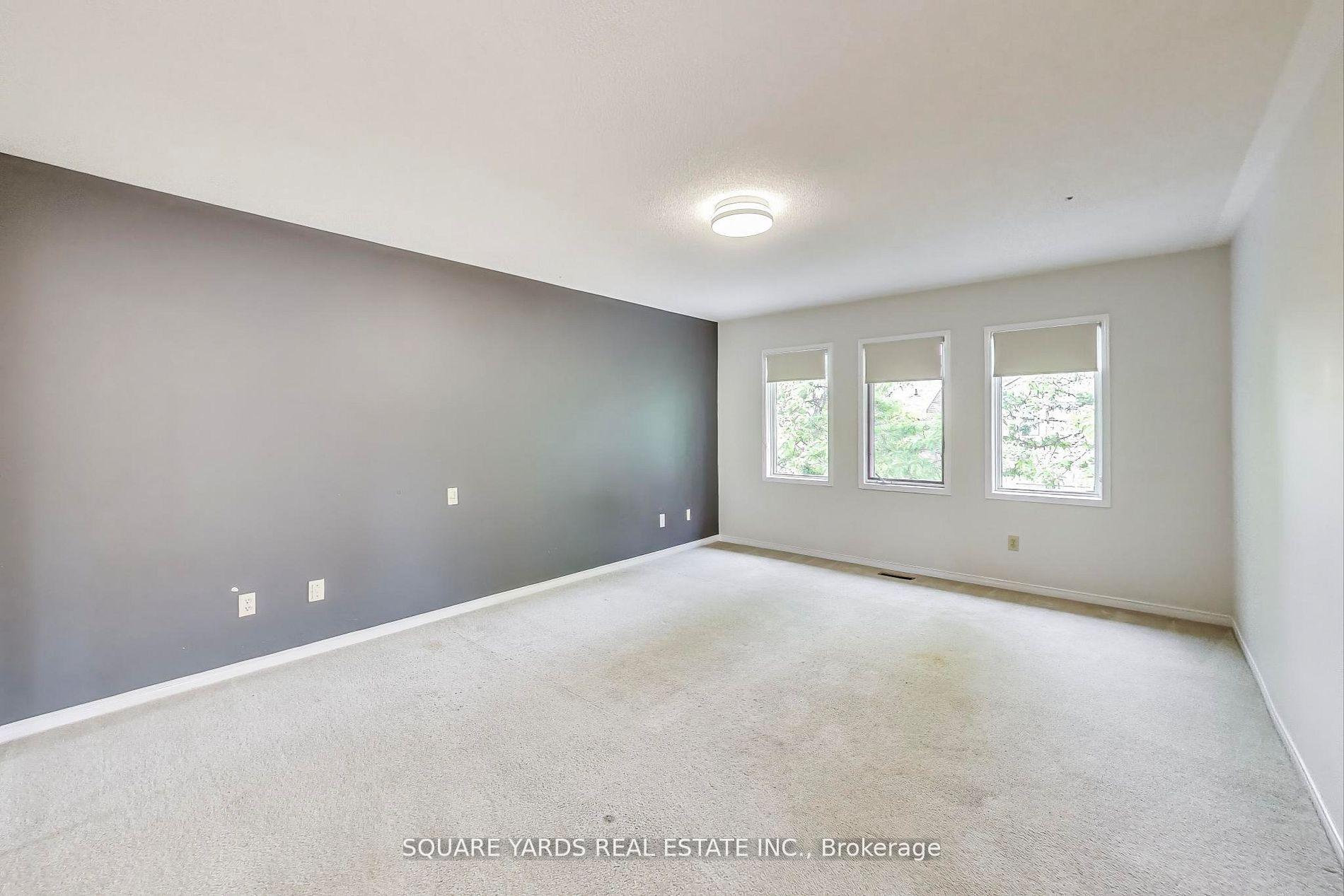 Photo 7 of 59 Adirondack Crescent, Brampton, Sandringham-Wellington — HOMEH