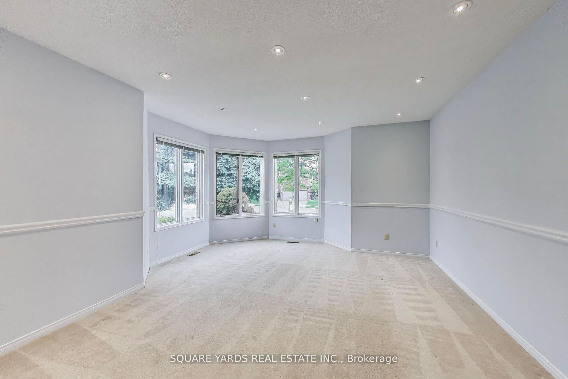 Photo 18 of 59 Adirondack Crescent, Brampton, Sandringham-Wellington — HOMEH
