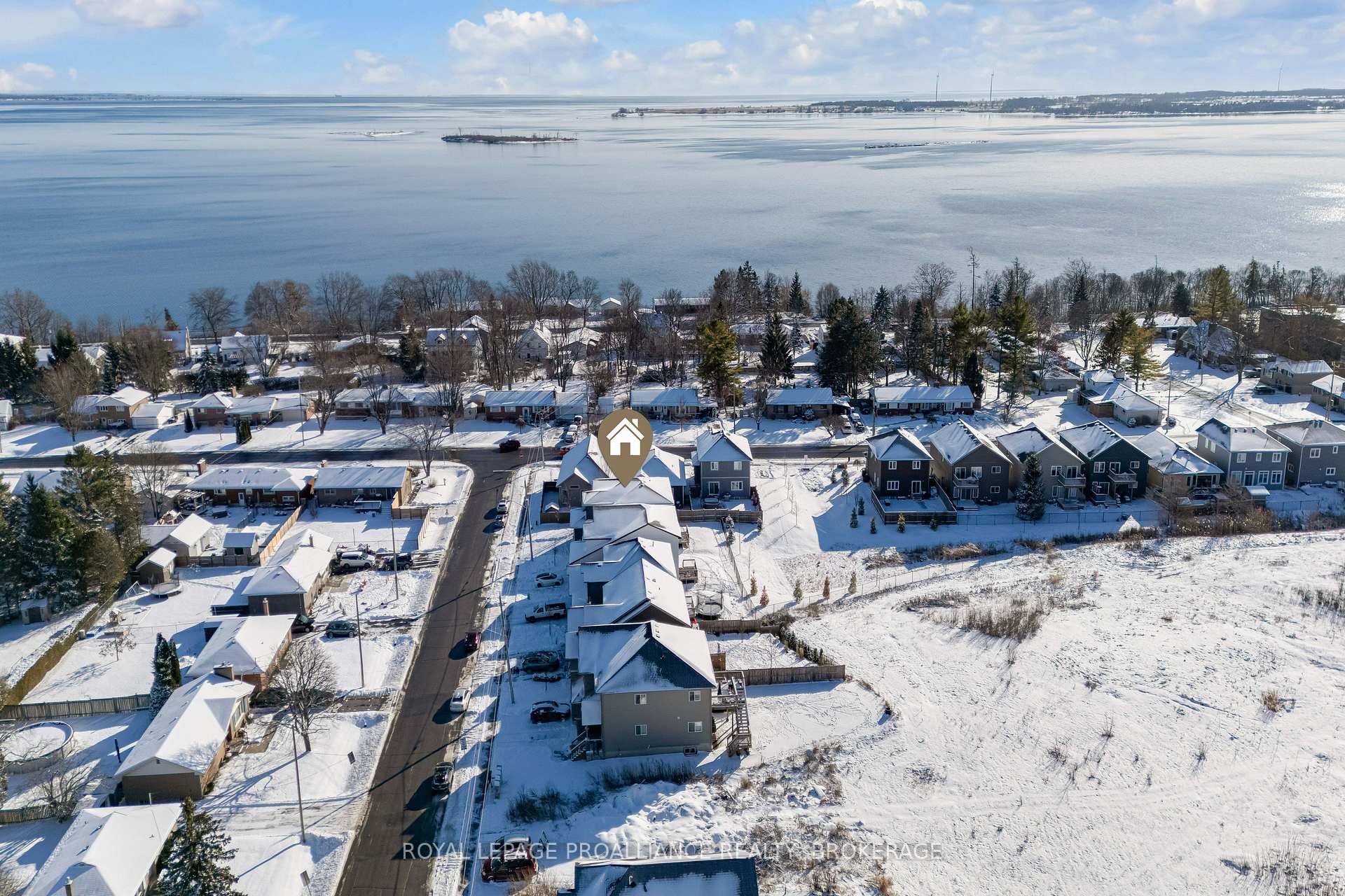 Photo 33 of 2 Park Crescent, Loyalist, Amherstview — HOMEH